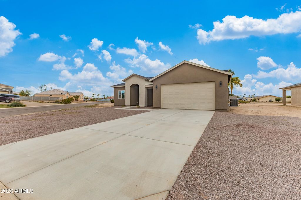 Photo of 15532 S Patagonia Road, Arizona City, AZ 85123 (MLS # 6929389)