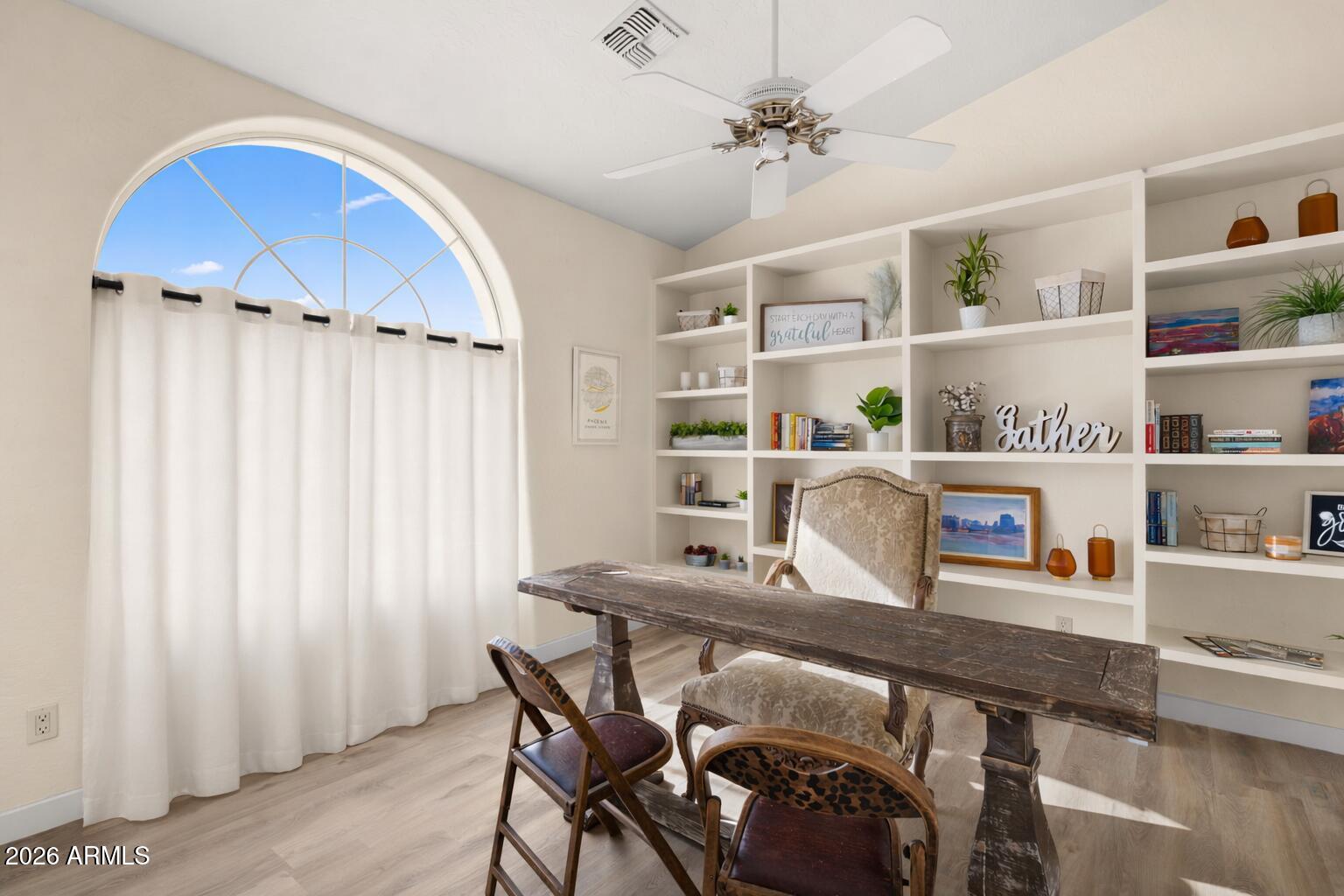 4552 W SOFT WIND Drive