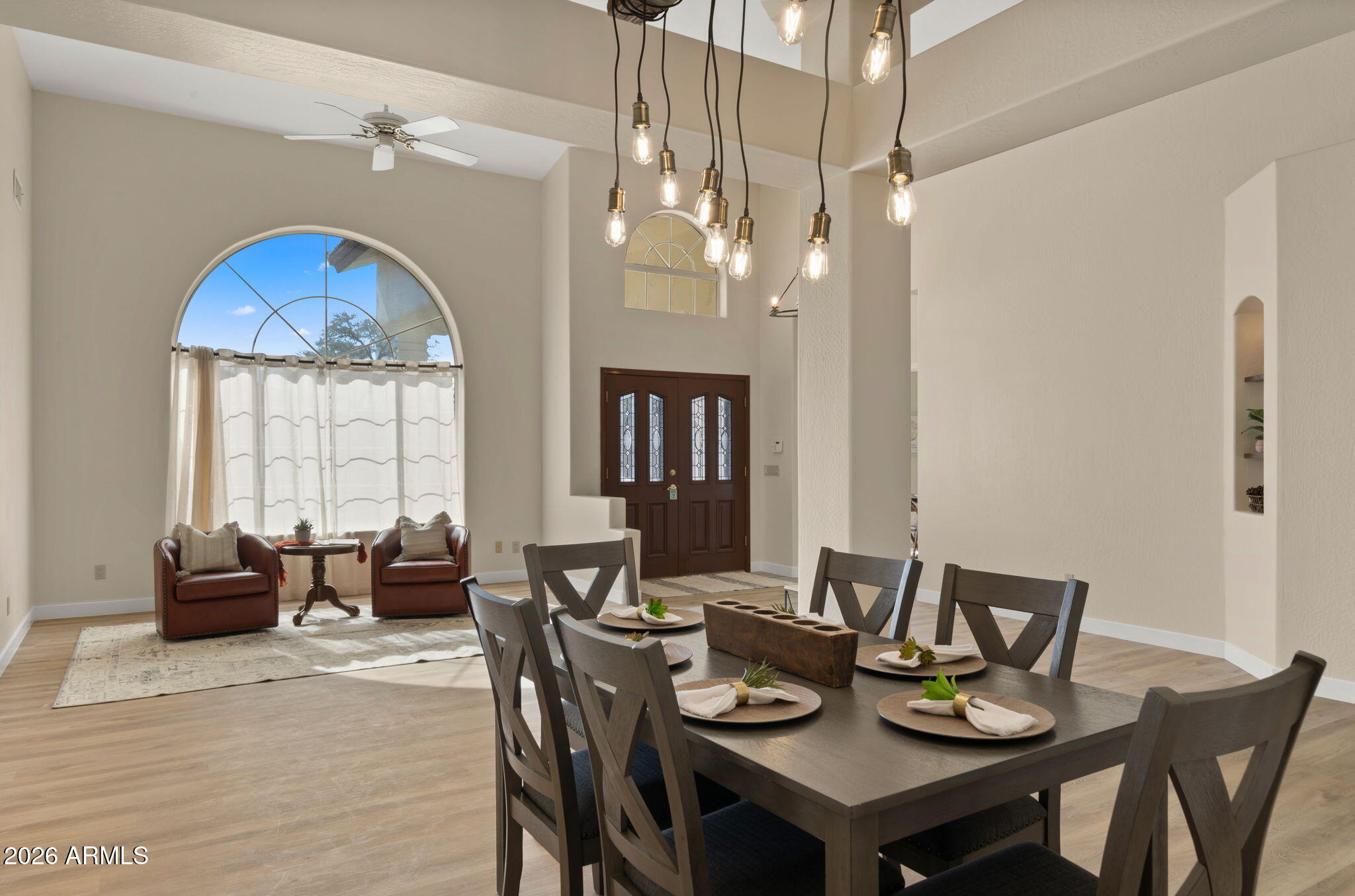 4552 W SOFT WIND Drive