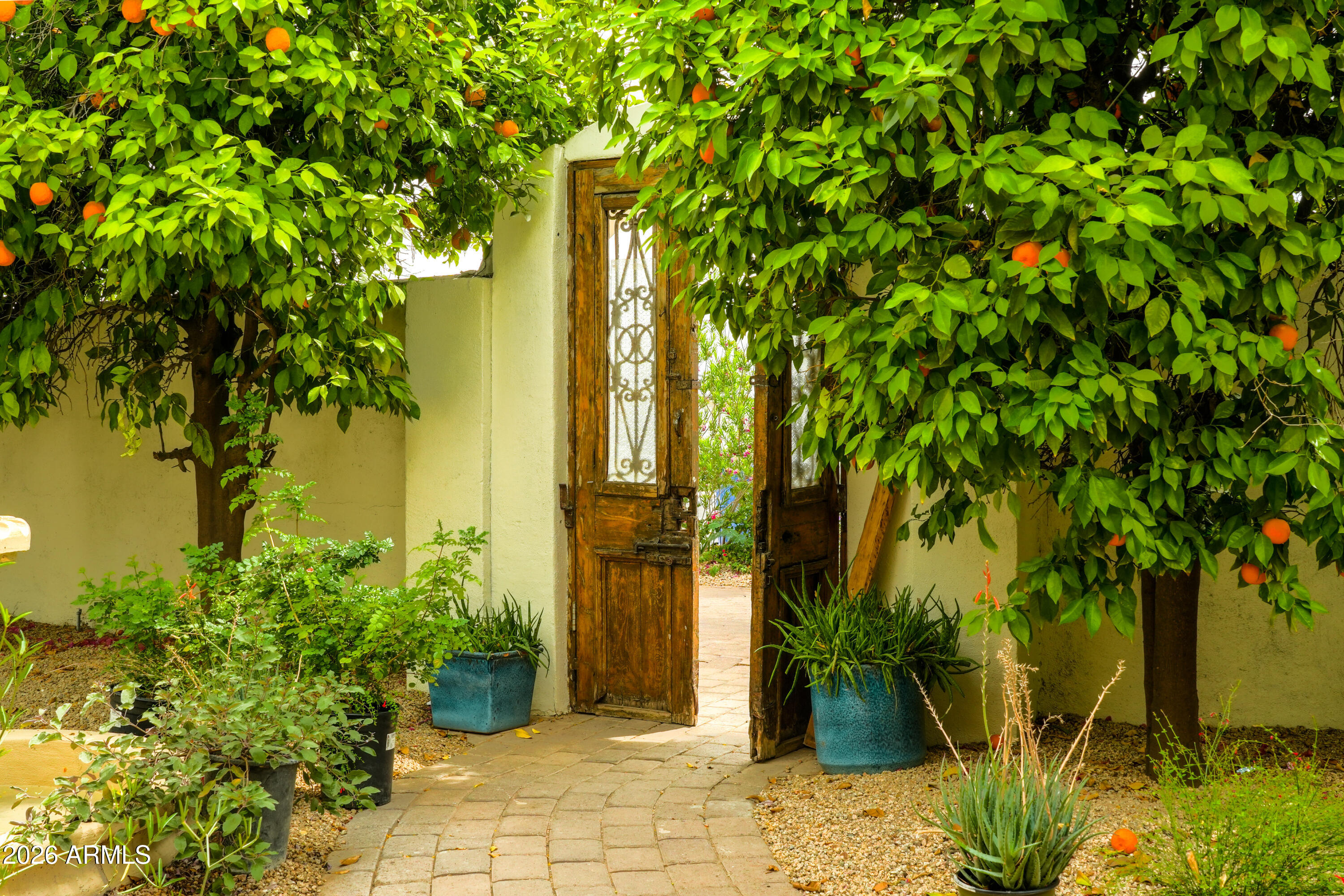 20 E BETHANY HOME Road