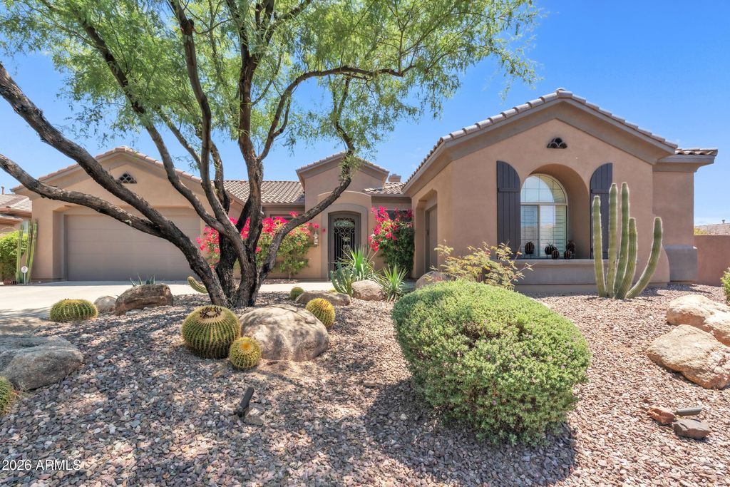 Photo of 40319 N Hawk Ridge Trail, Phoenix, AZ 85086 (MLS # 7032537)