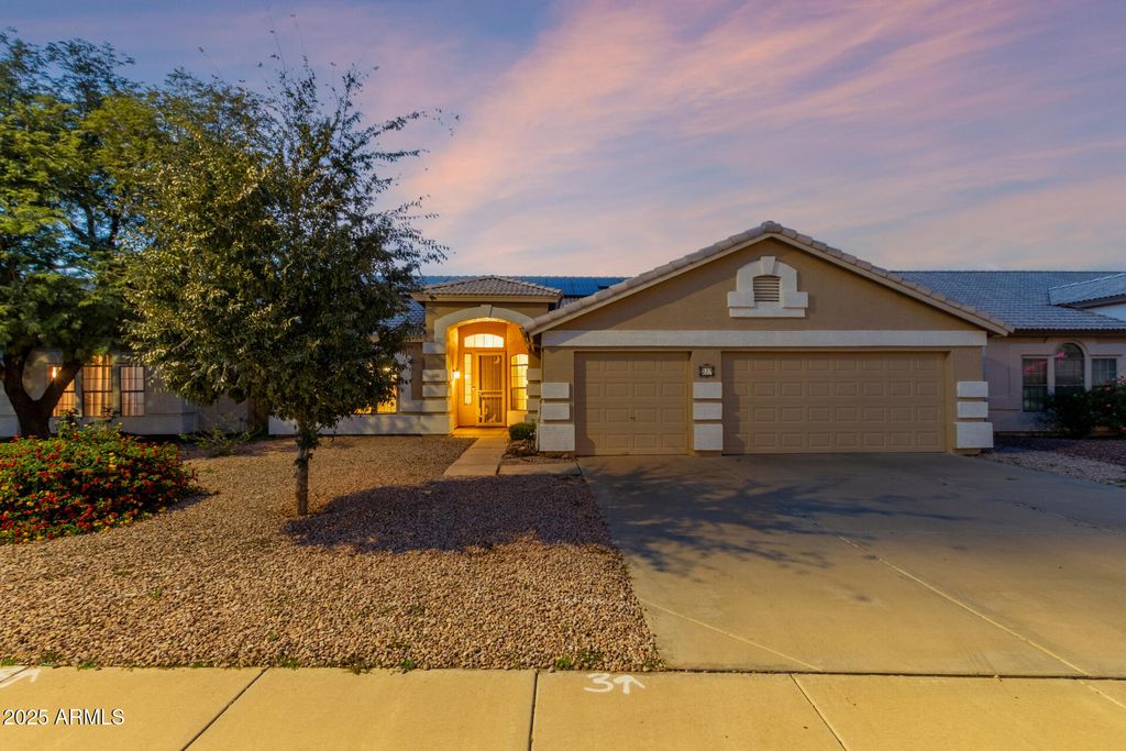 Photo of 278 E Sagebrush Street, Gilbert, AZ 85296 (MLS # 6951867)