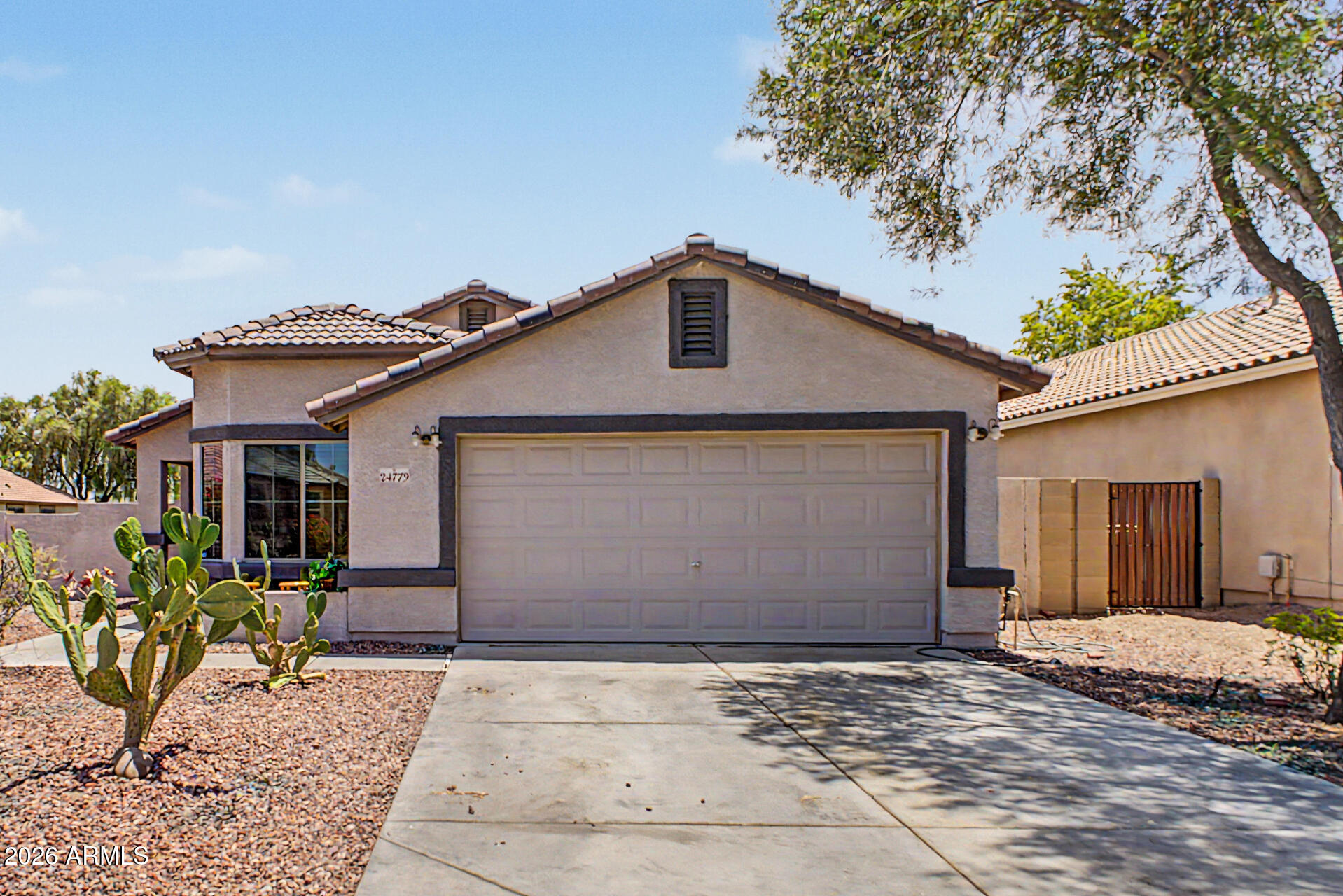 24779 W WAYLAND Drive