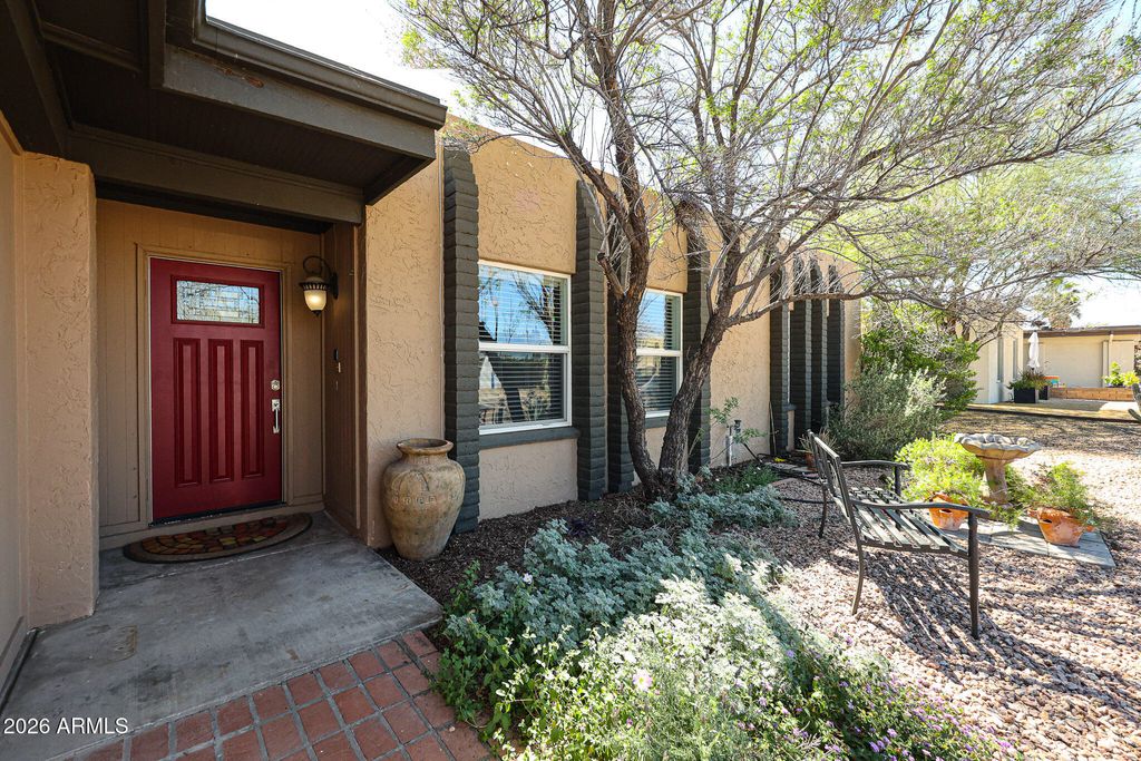 Photo of 3623 E Charter Oak Road, Phoenix, AZ 85032 (MLS # 7001458)