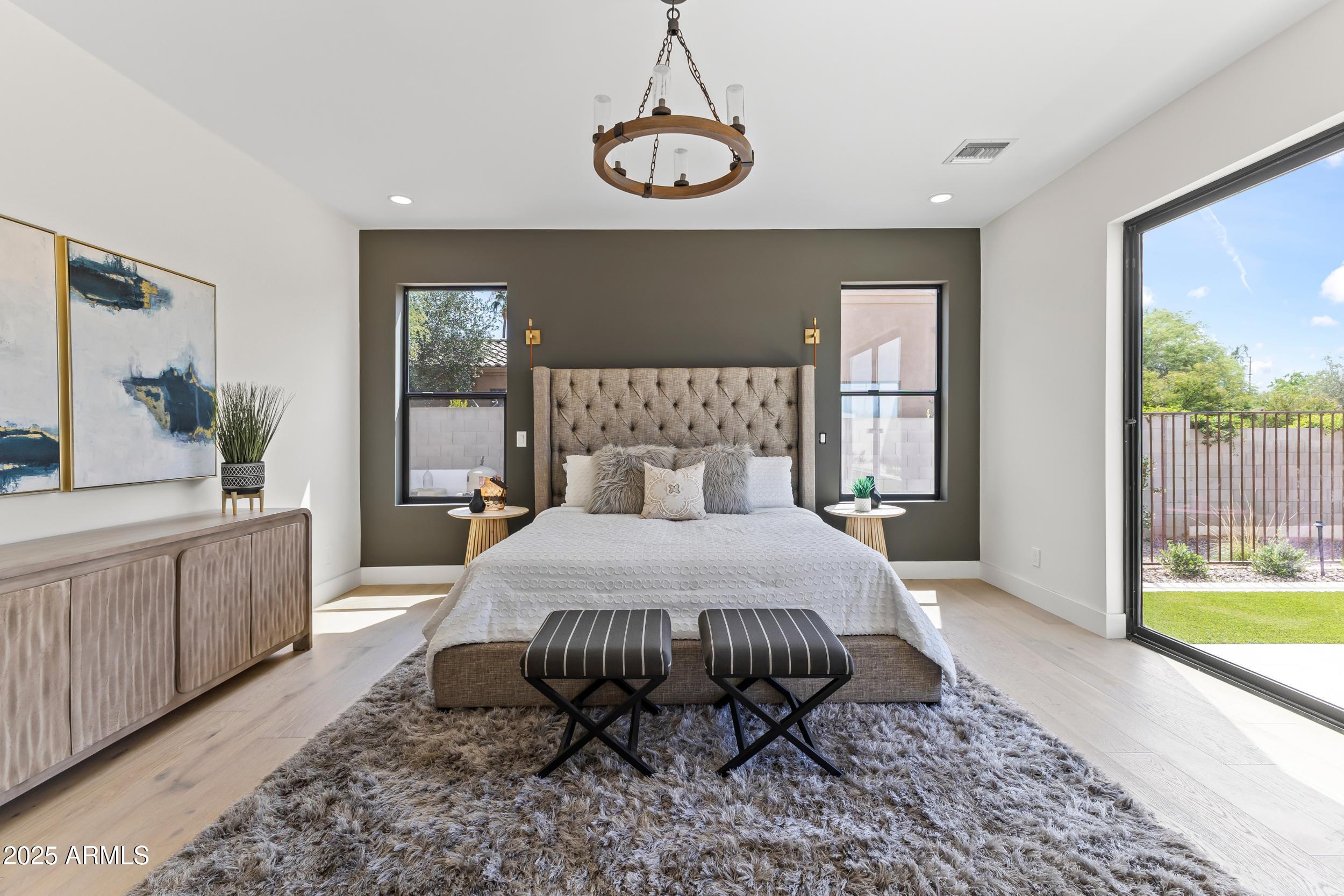 LA TIERRA ESTATES AMD - Residential