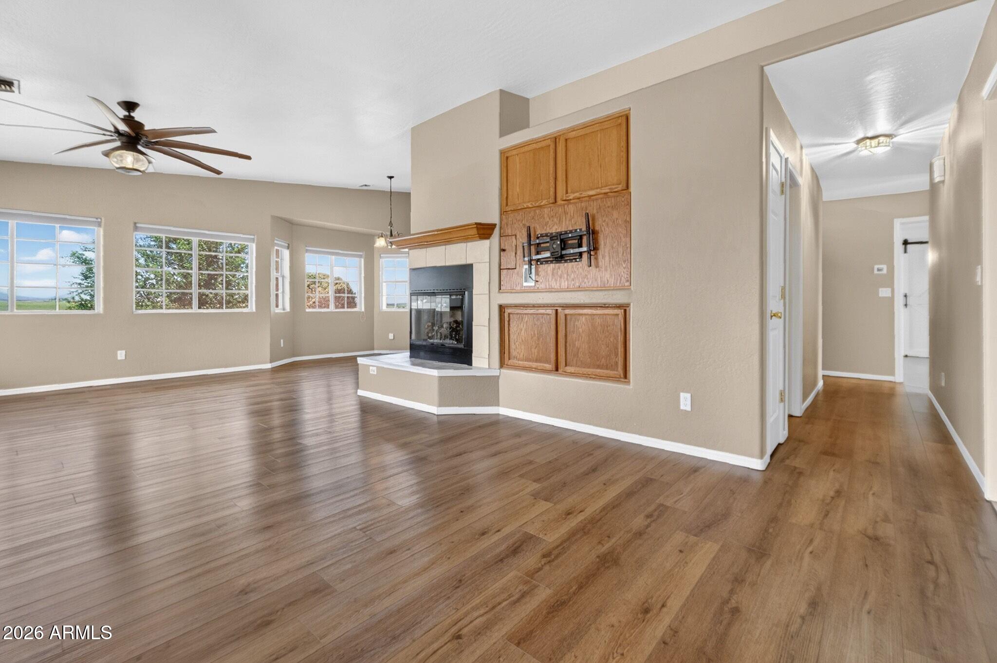 8000 EAGLES NEST Lane