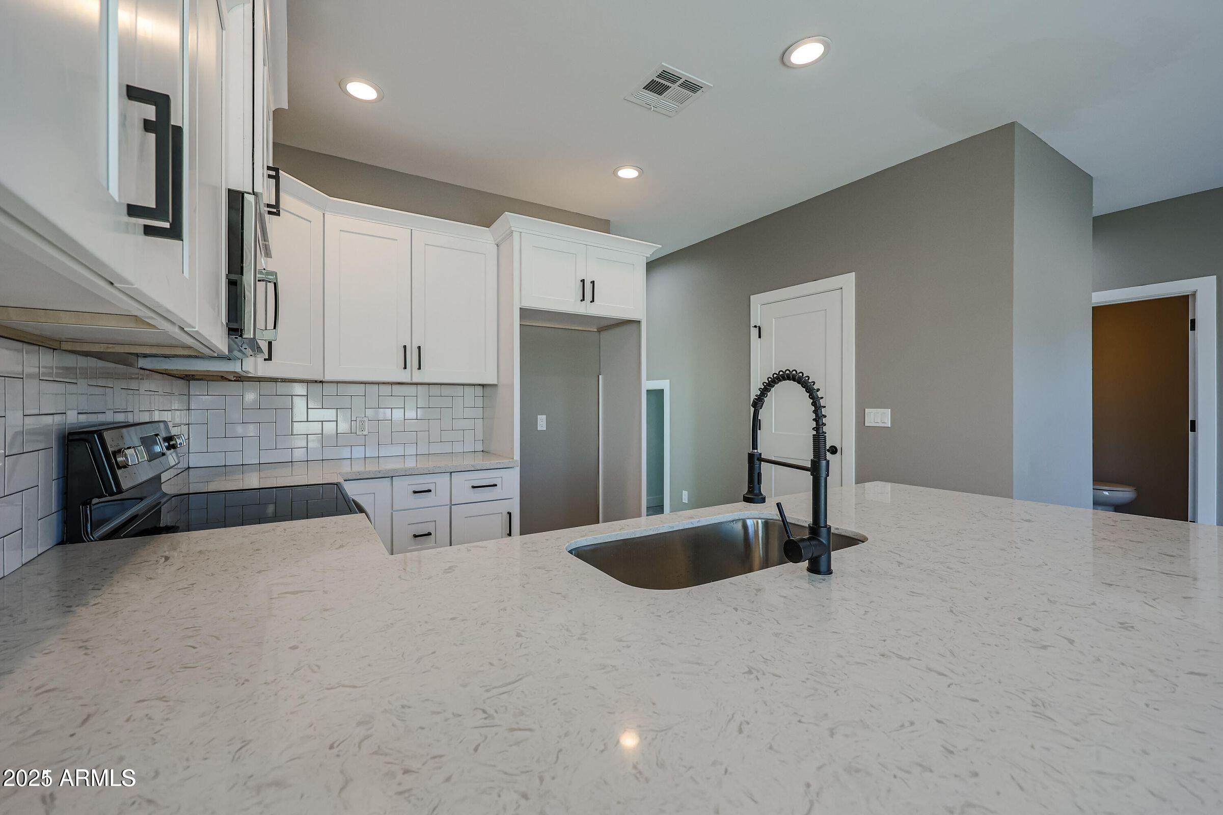 2025 W Behavioral Health Portfolio Avenue