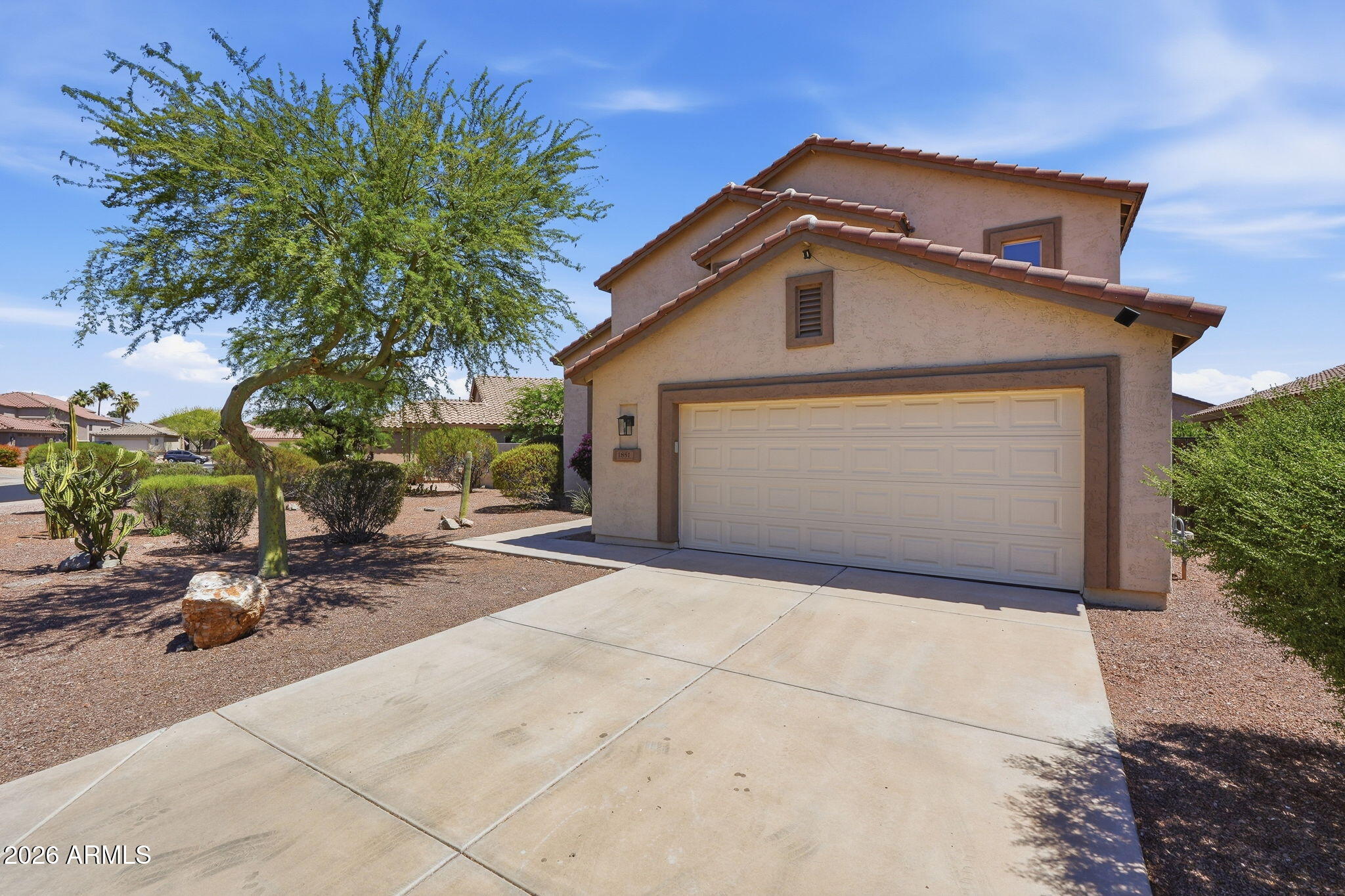 1851 W HIDDENVIEW Drive