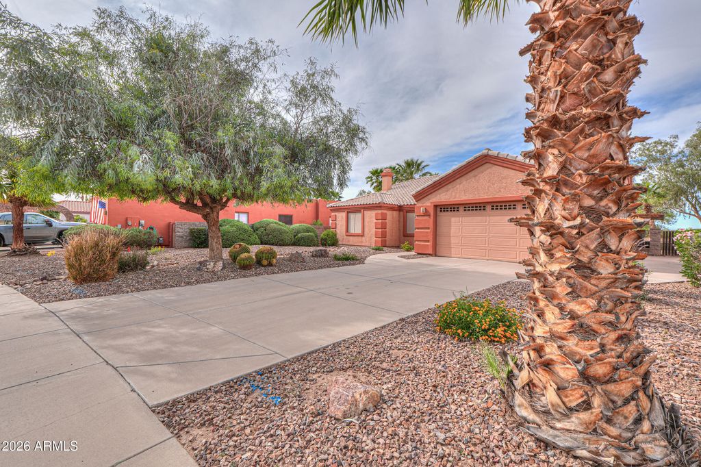 Photo of 880 W Saint Andrews Drive, Casa Grande, AZ 85122 (MLS # 7008417)