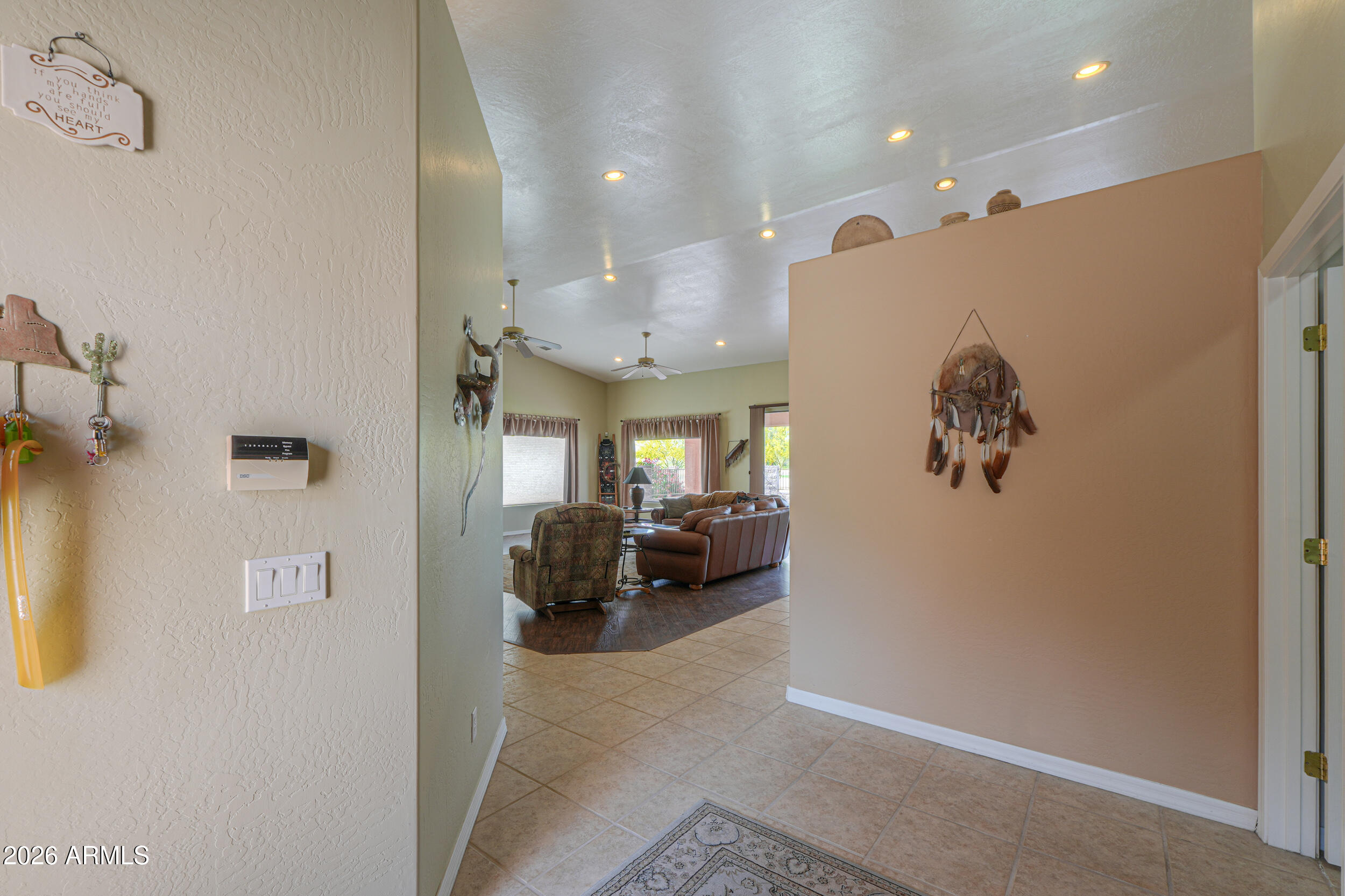 880 W SAINT ANDREWS Drive