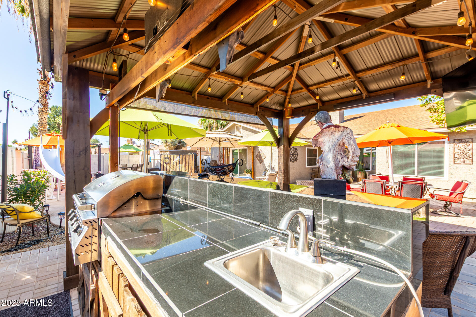 4613 W CHICAGO Street