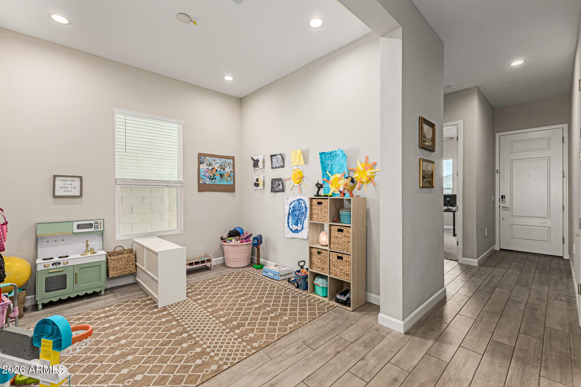 10306 W DEANNA Drive