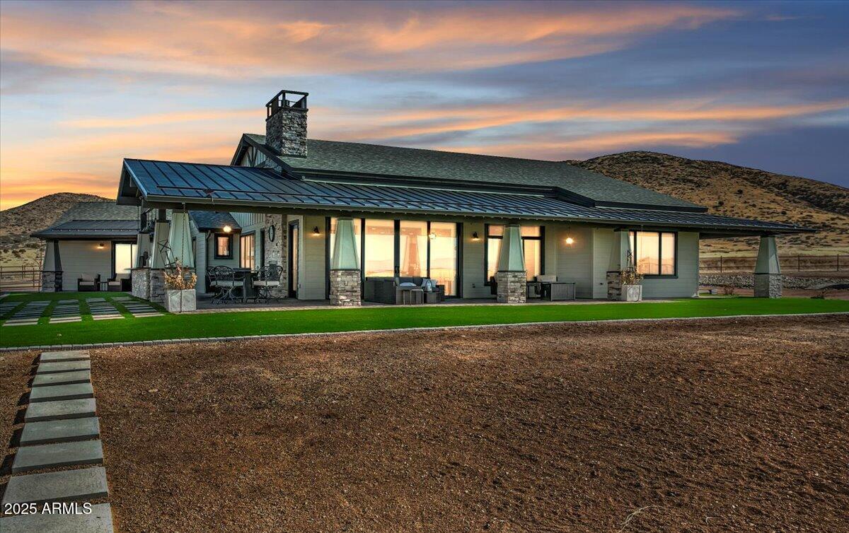 10575 Desert Winds Way