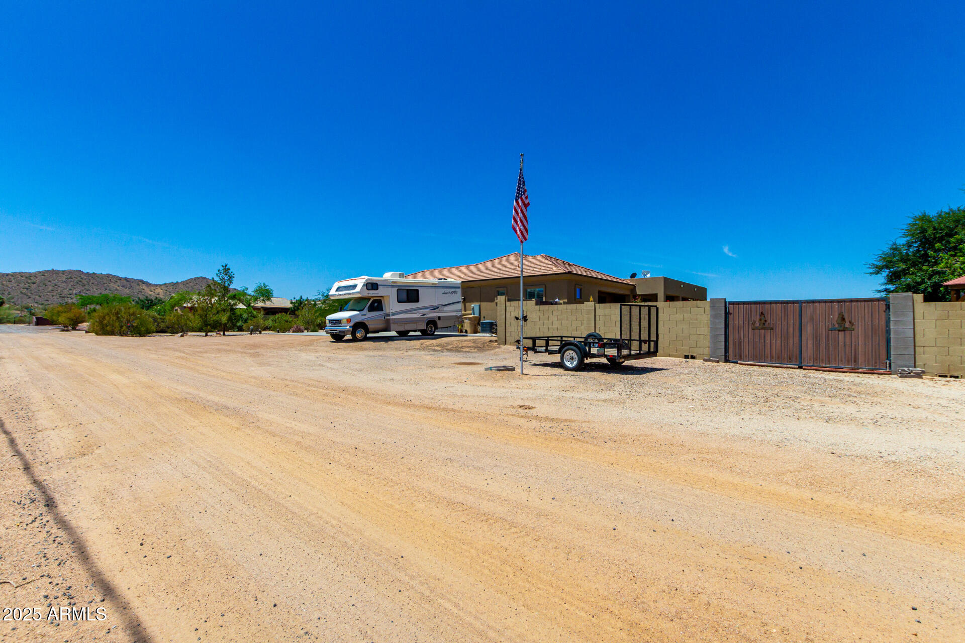 3614 W PHILLIPS Road