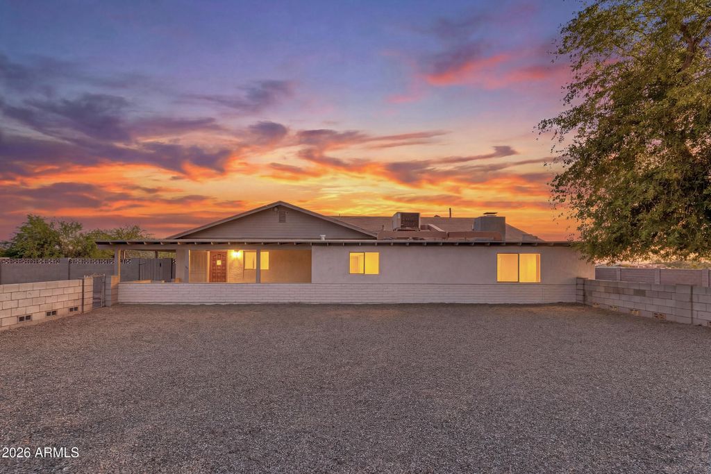 Photo of 16555 W Lower Buckeye Road, Goodyear, AZ 85338 (MLS # 7006059)