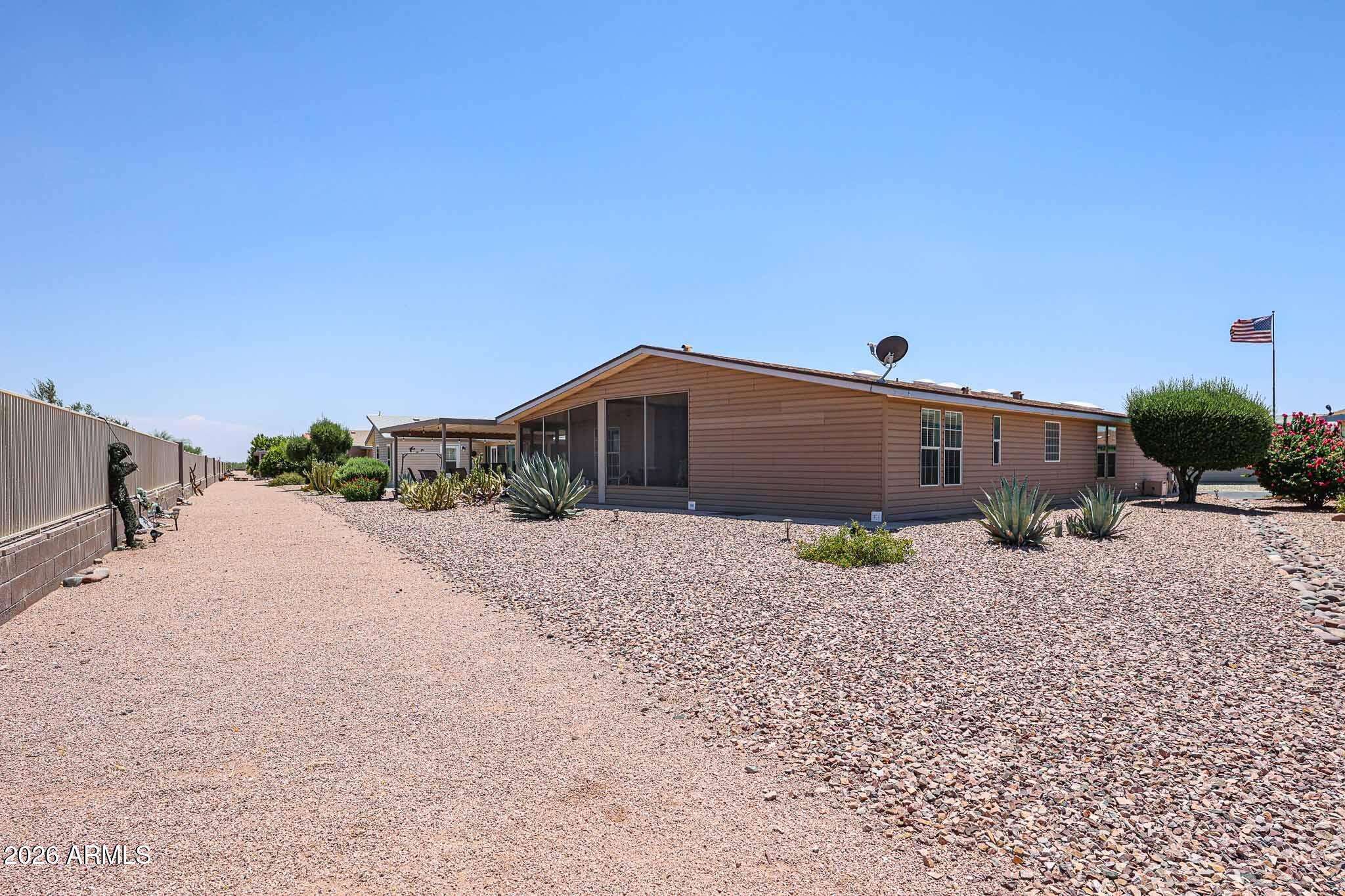 3301 S GOLDFIELD Road 4020