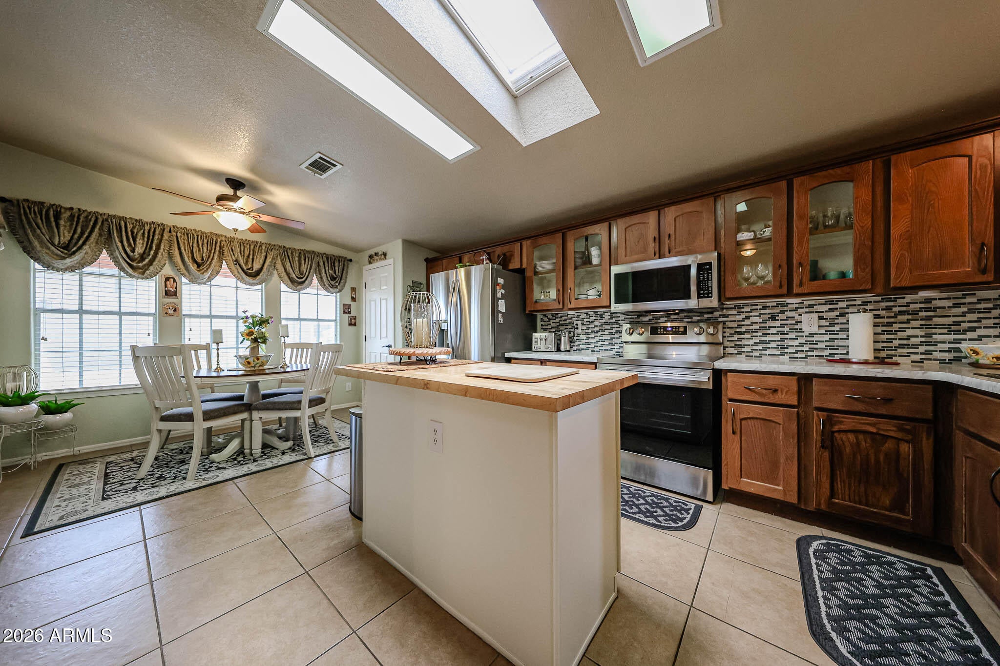 3301 S GOLDFIELD Road 4020