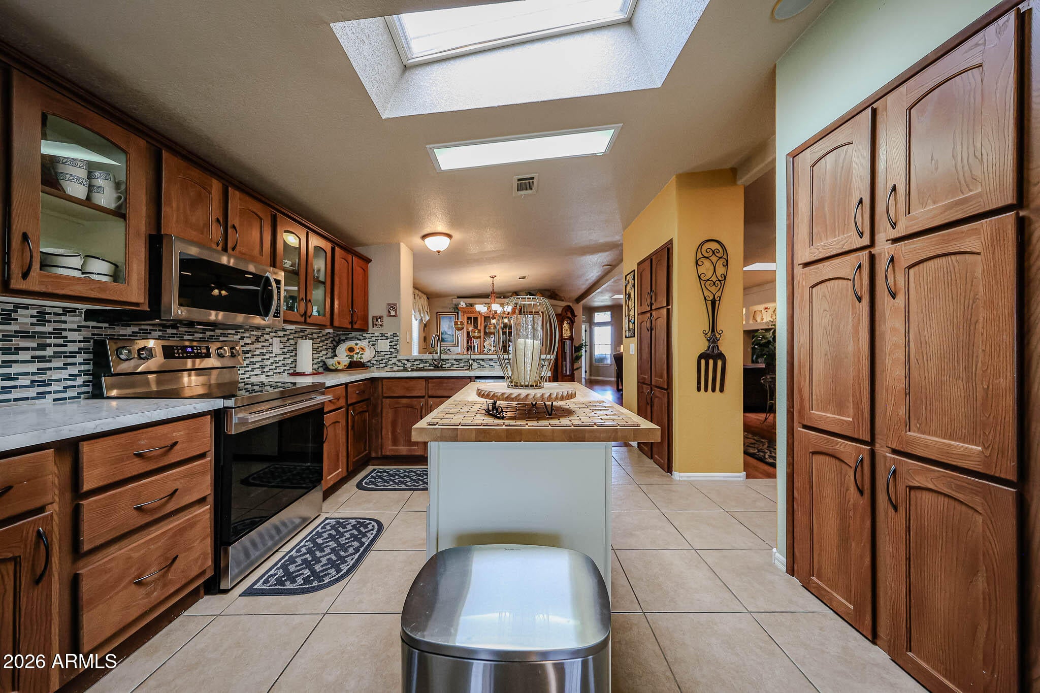 3301 S GOLDFIELD Road 4020