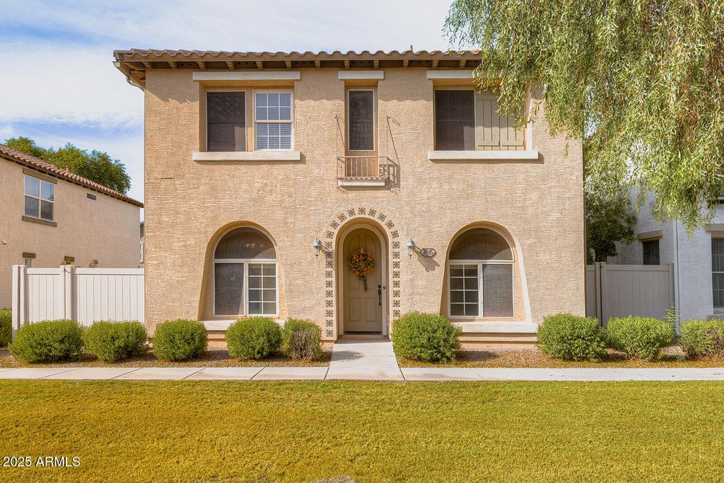 Photo of 3845 E Edna Drive, Gilbert, AZ 85296 (MLS # 6922824)