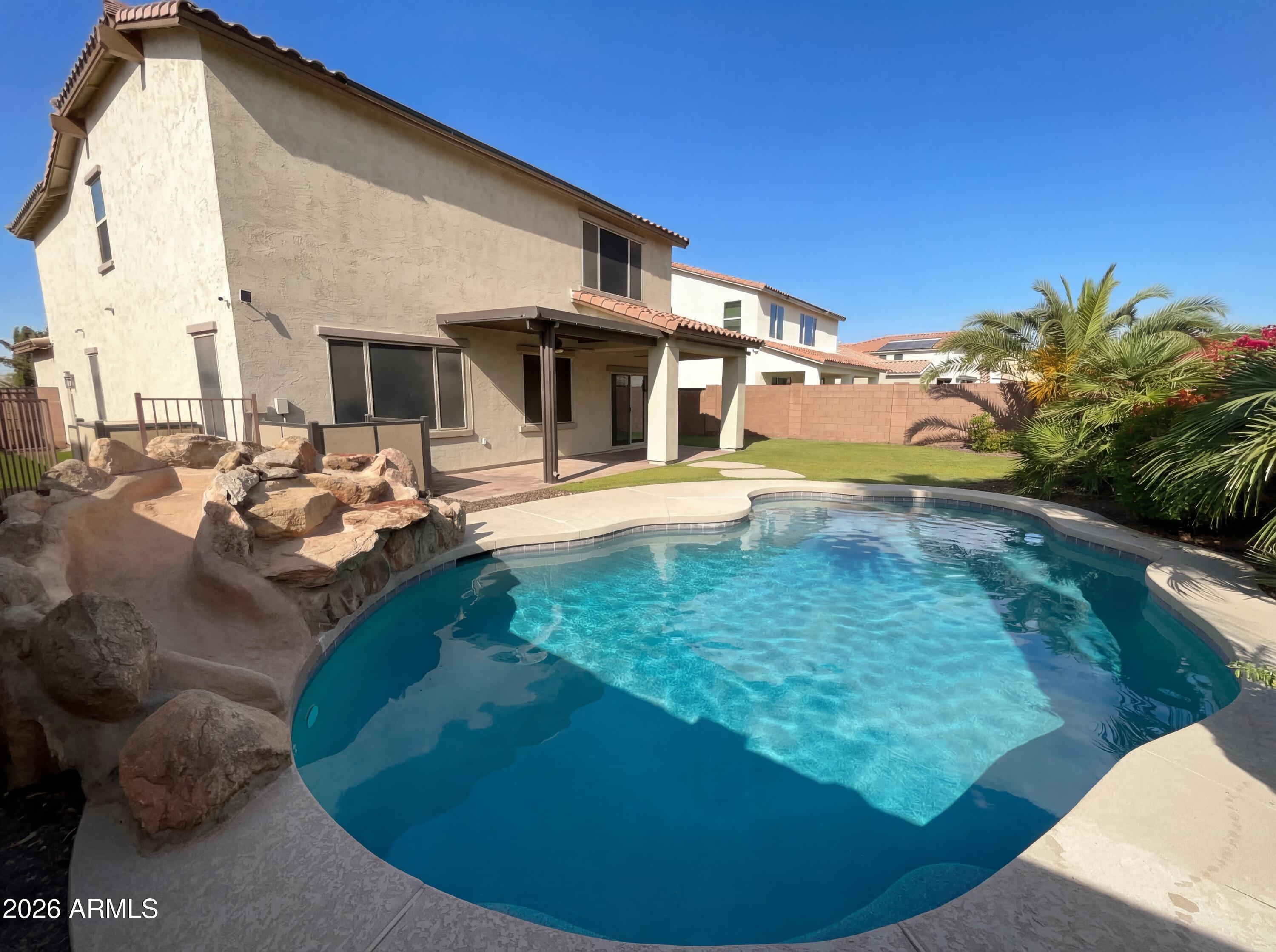 1099 E SOURWOOD Drive