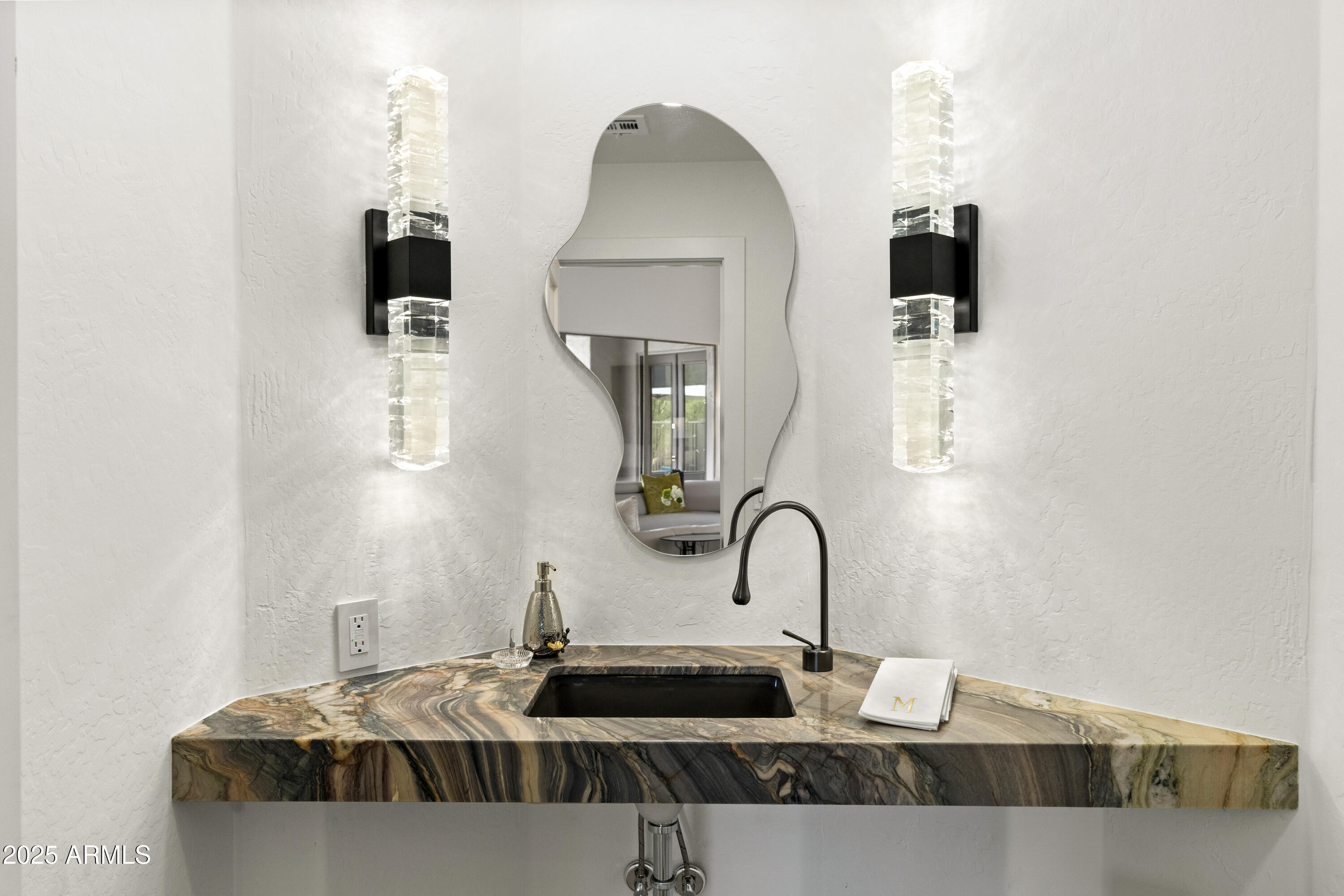 Scottsdale, Arizona 85266, United States, 3 Bedrooms Bedrooms, ,3 BathroomsBathrooms,Residential,Active,218070