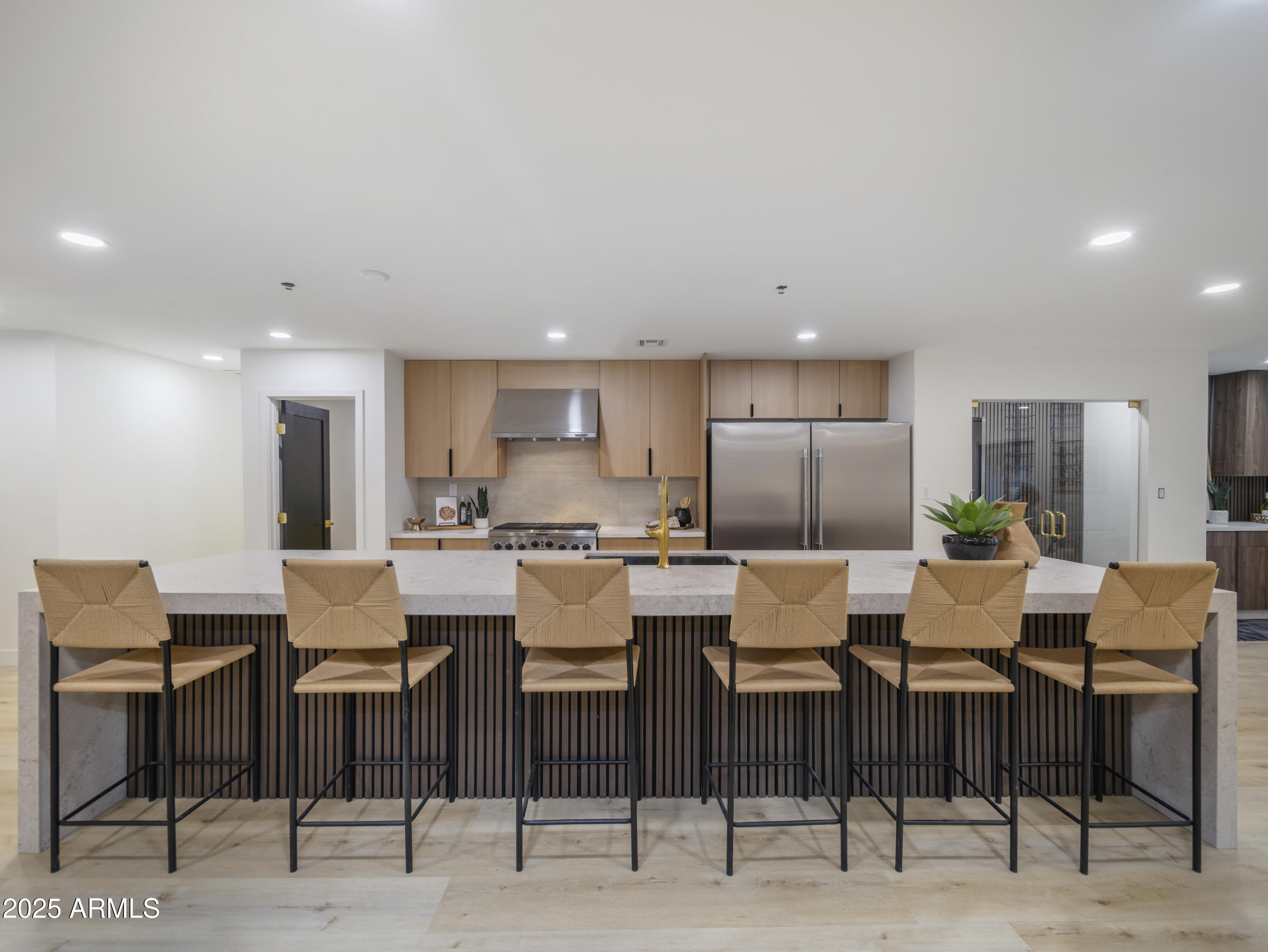 2901 N 81ST Place