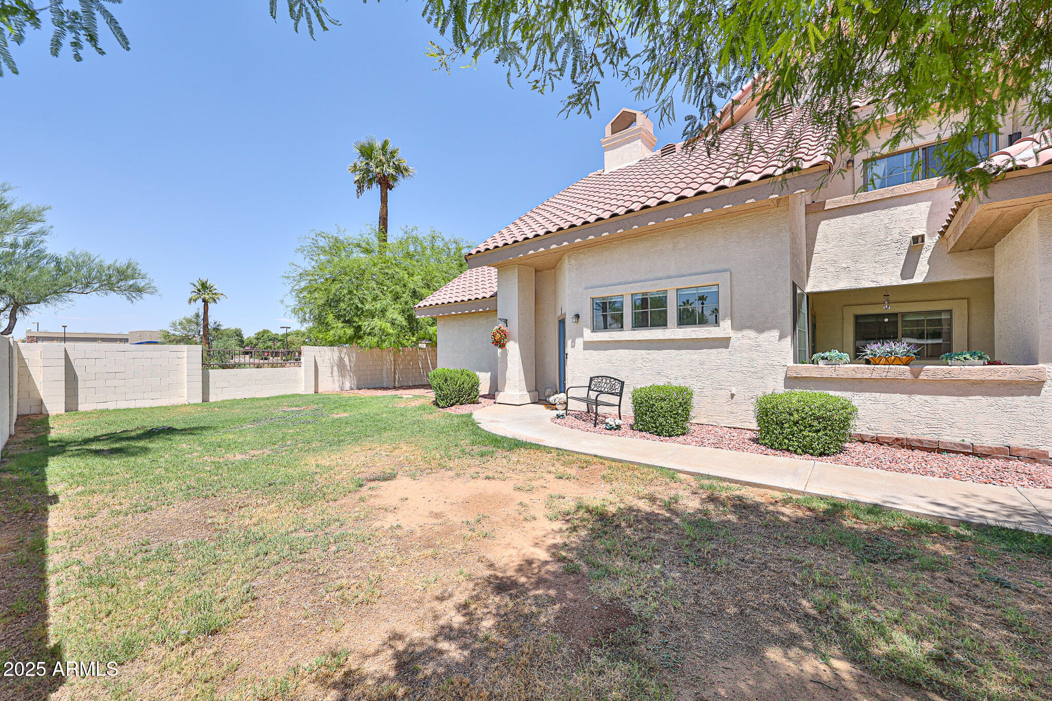 2801 N LITCHFIELD Road 37