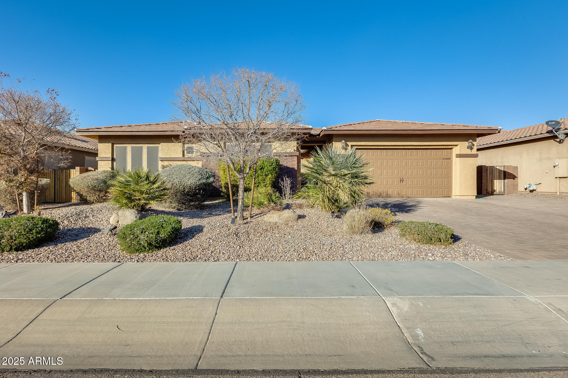 2238 E SADDLEBROOK Road