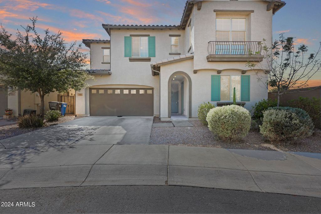 Photo of 130 N Bay Drive, Gilbert, AZ 85233 (MLS # 7002933)