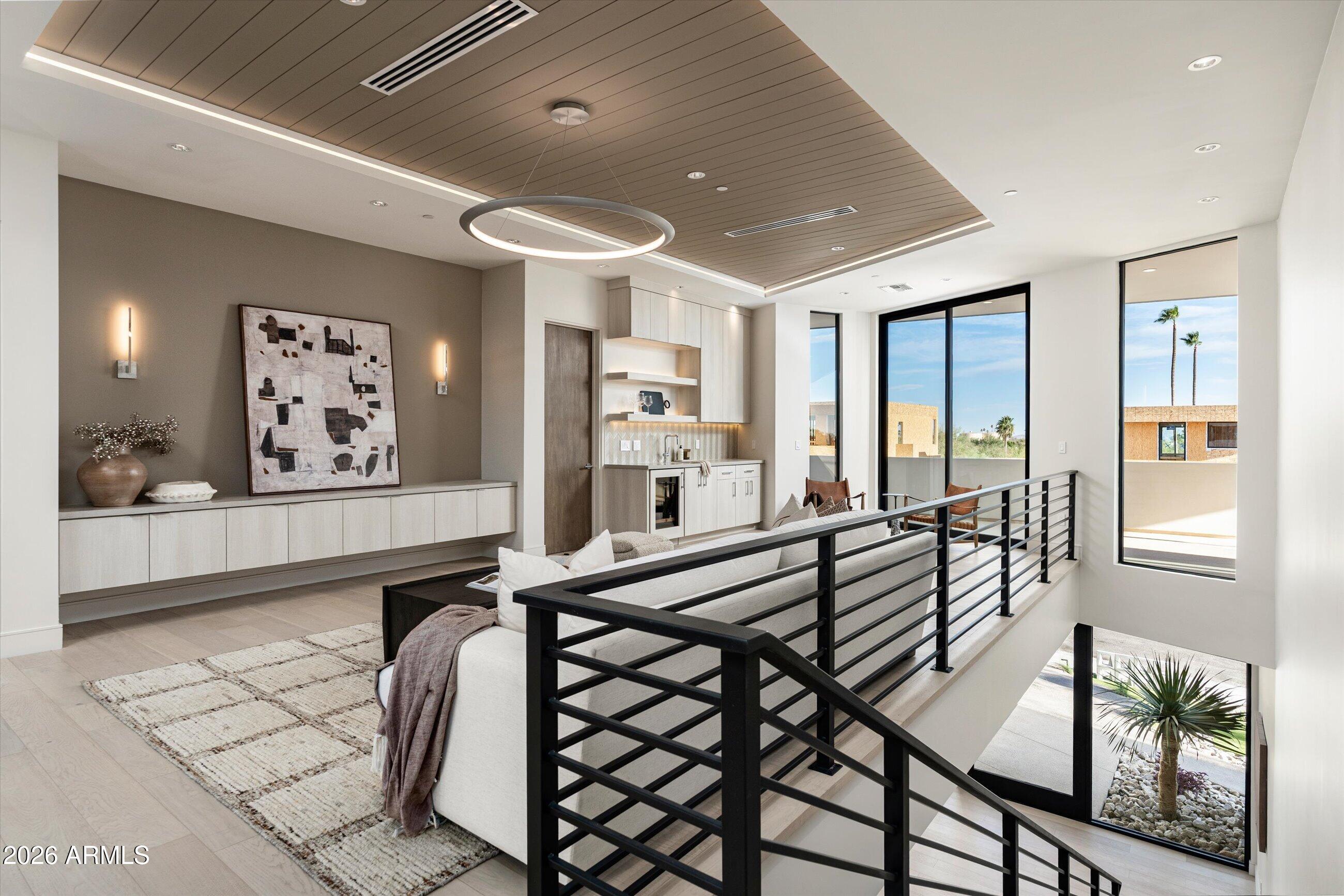 HAYDEN VIEWS AMD - Residential