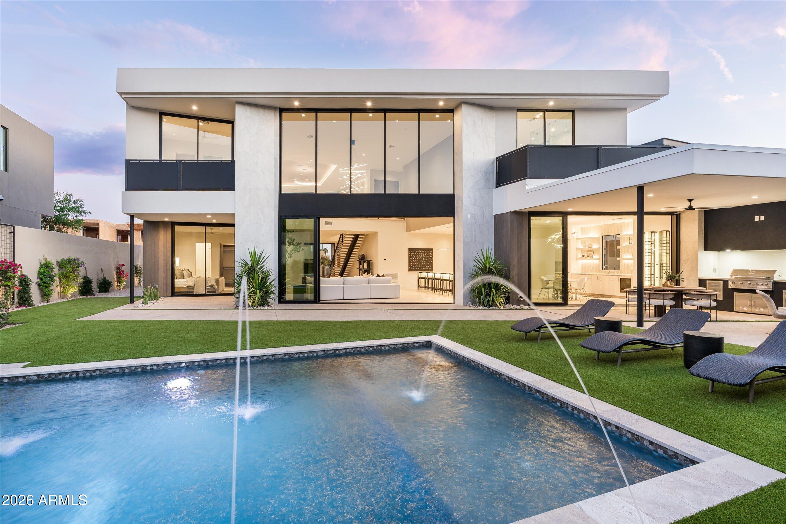 HAYDEN VIEWS AMD - Residential