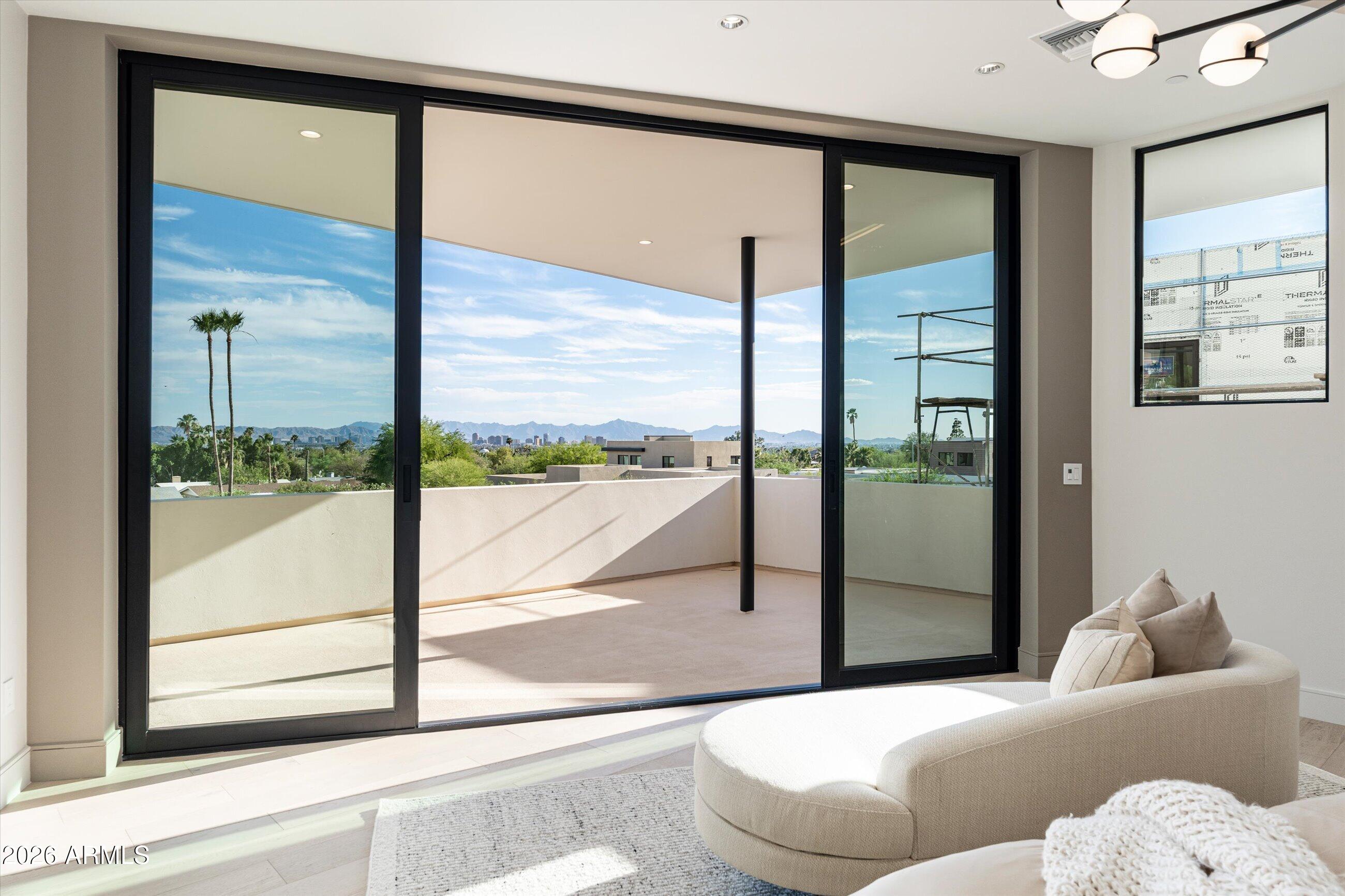 HAYDEN VIEWS AMD - Residential