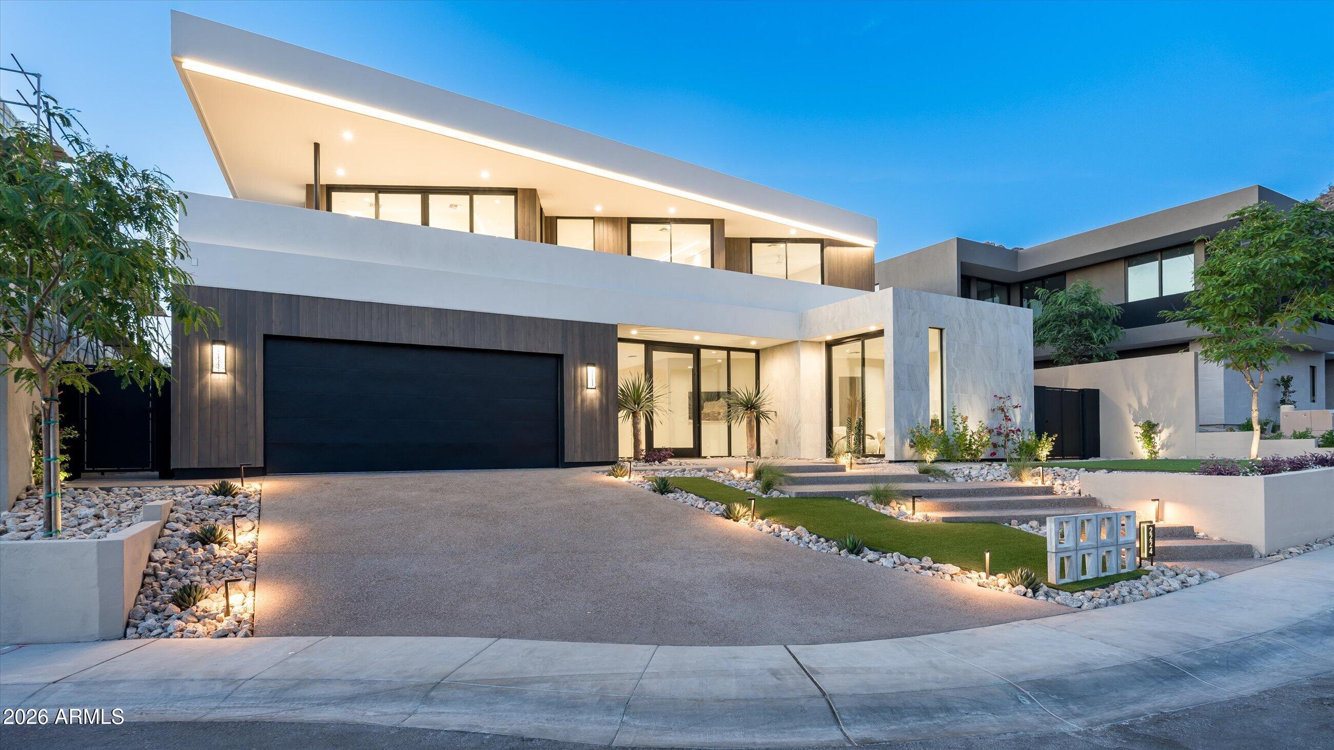 HAYDEN VIEWS AMD - Residential