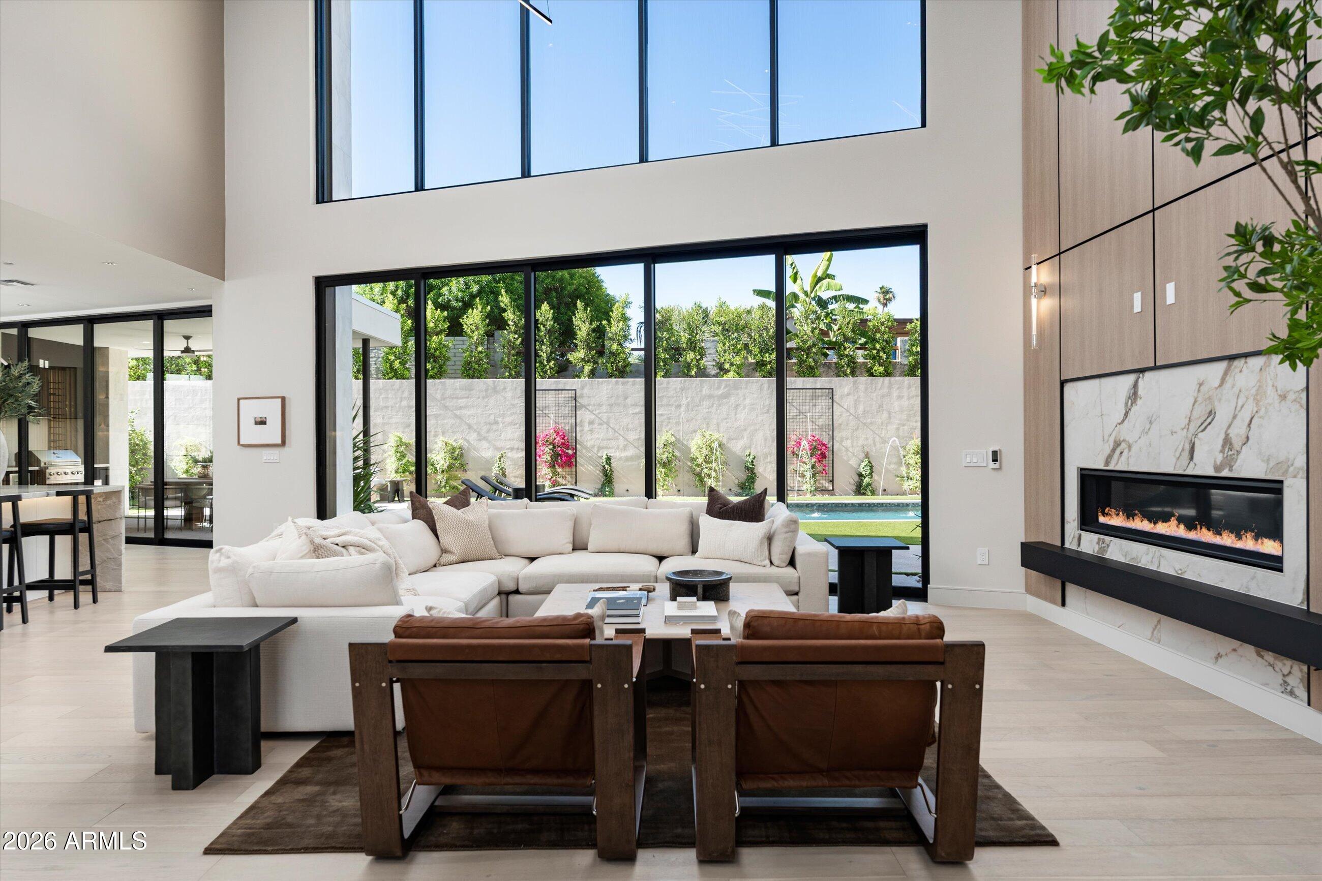 HAYDEN VIEWS AMD - Residential