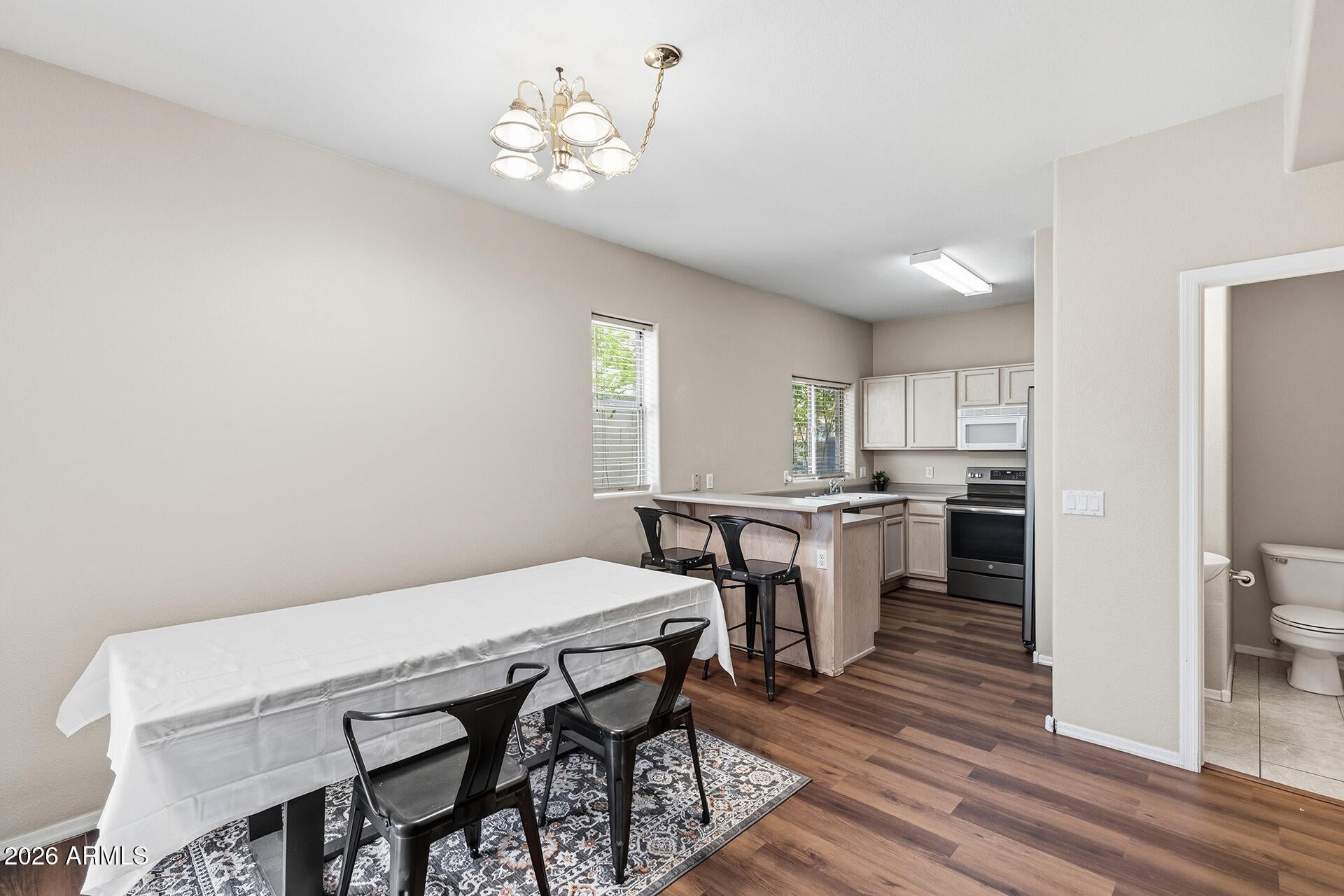 Properties 4 1018 W JANICE Drive