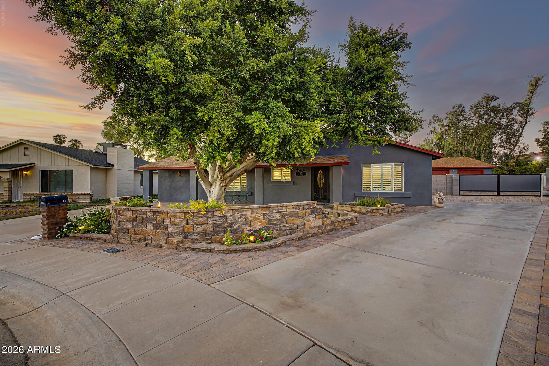 16 E RICE Drive
