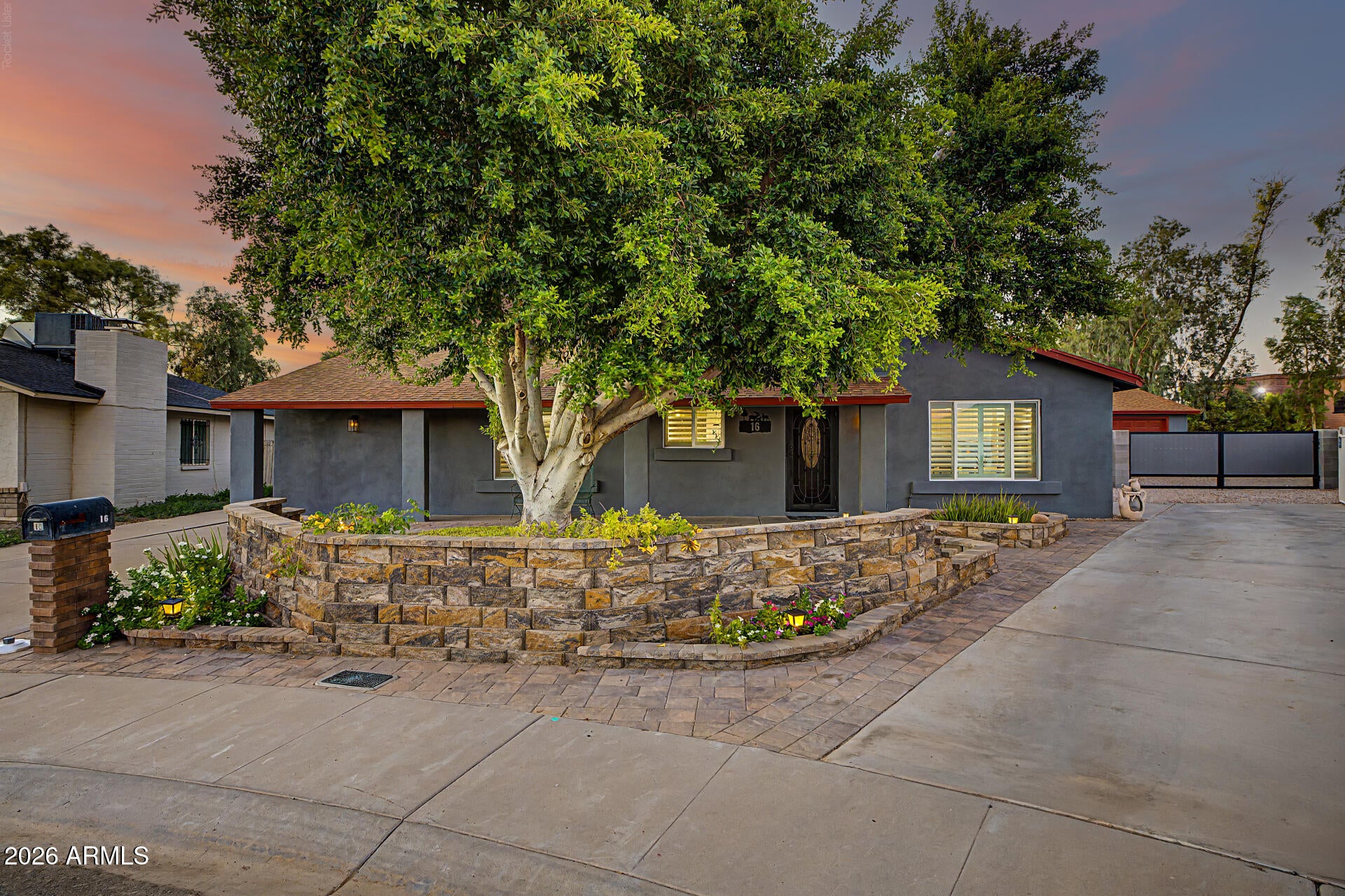 16 E RICE Drive