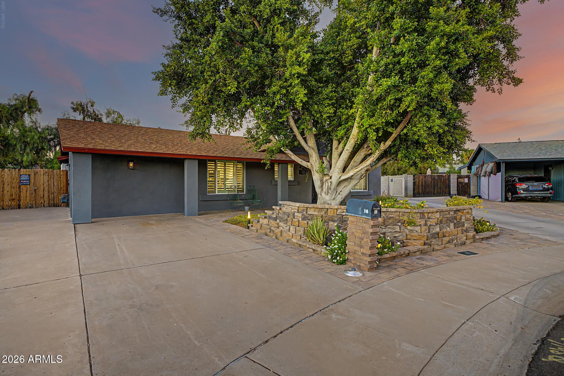 16 E RICE Drive