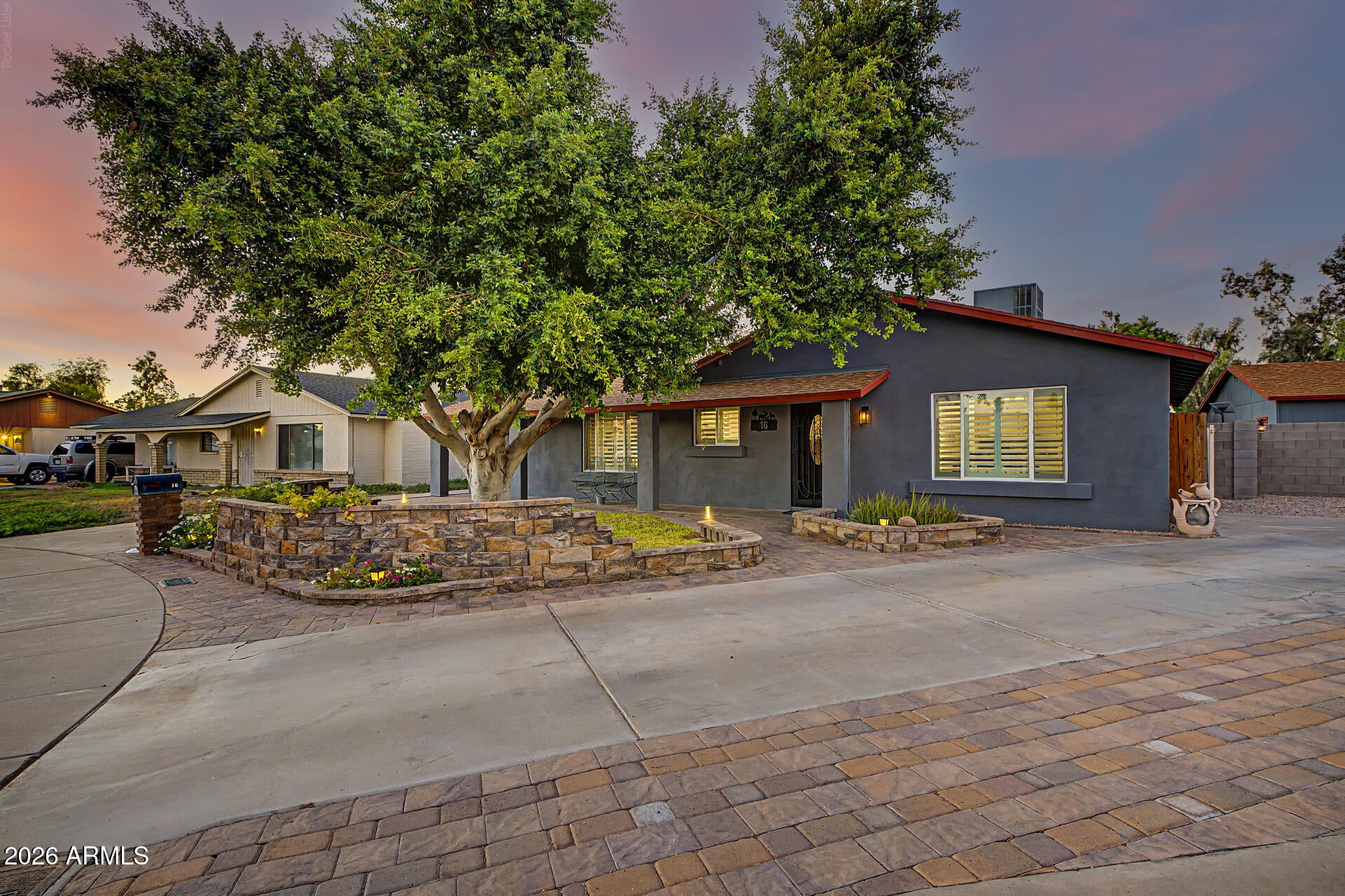 16 E RICE Drive