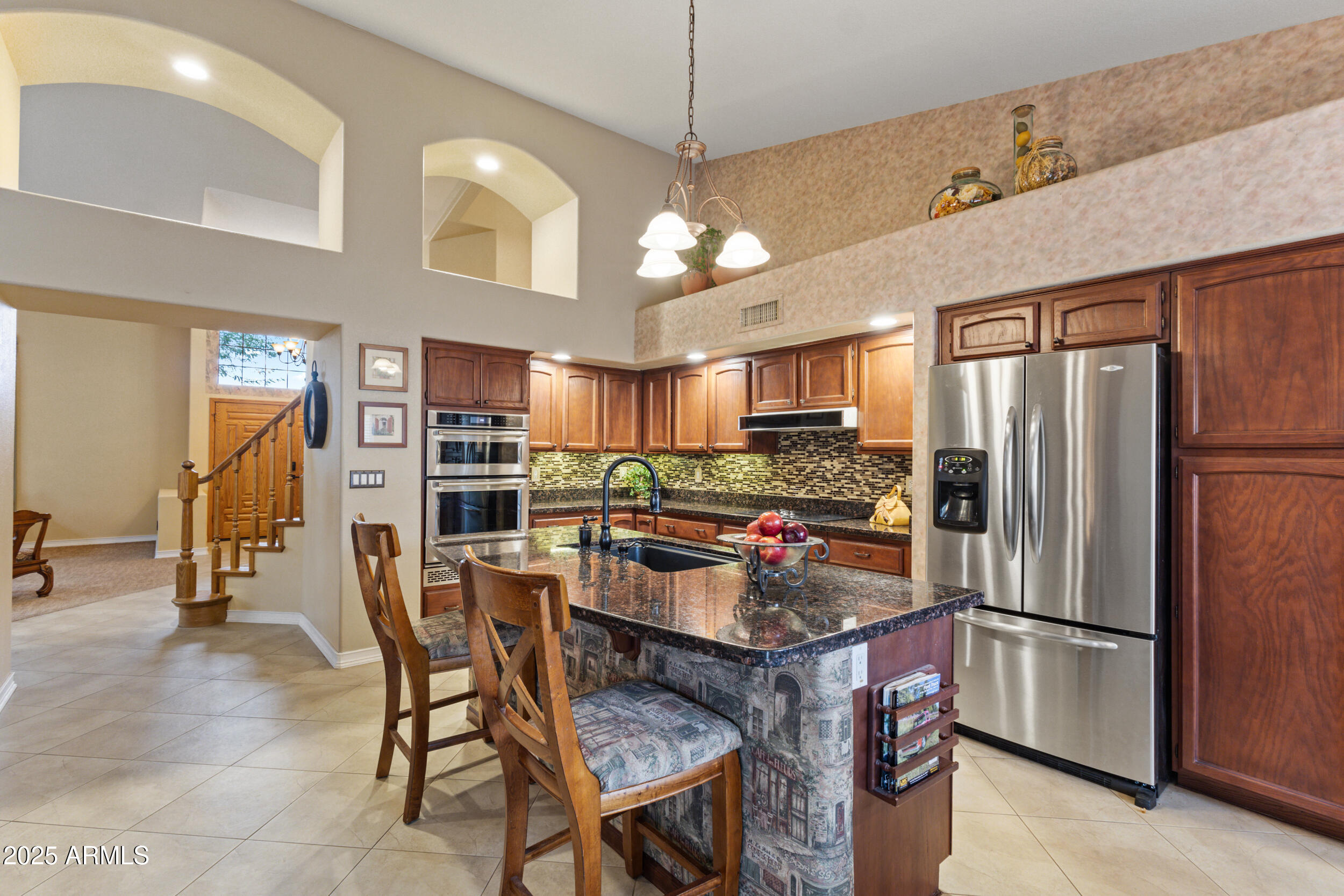 6210 W FOOTHILL Drive