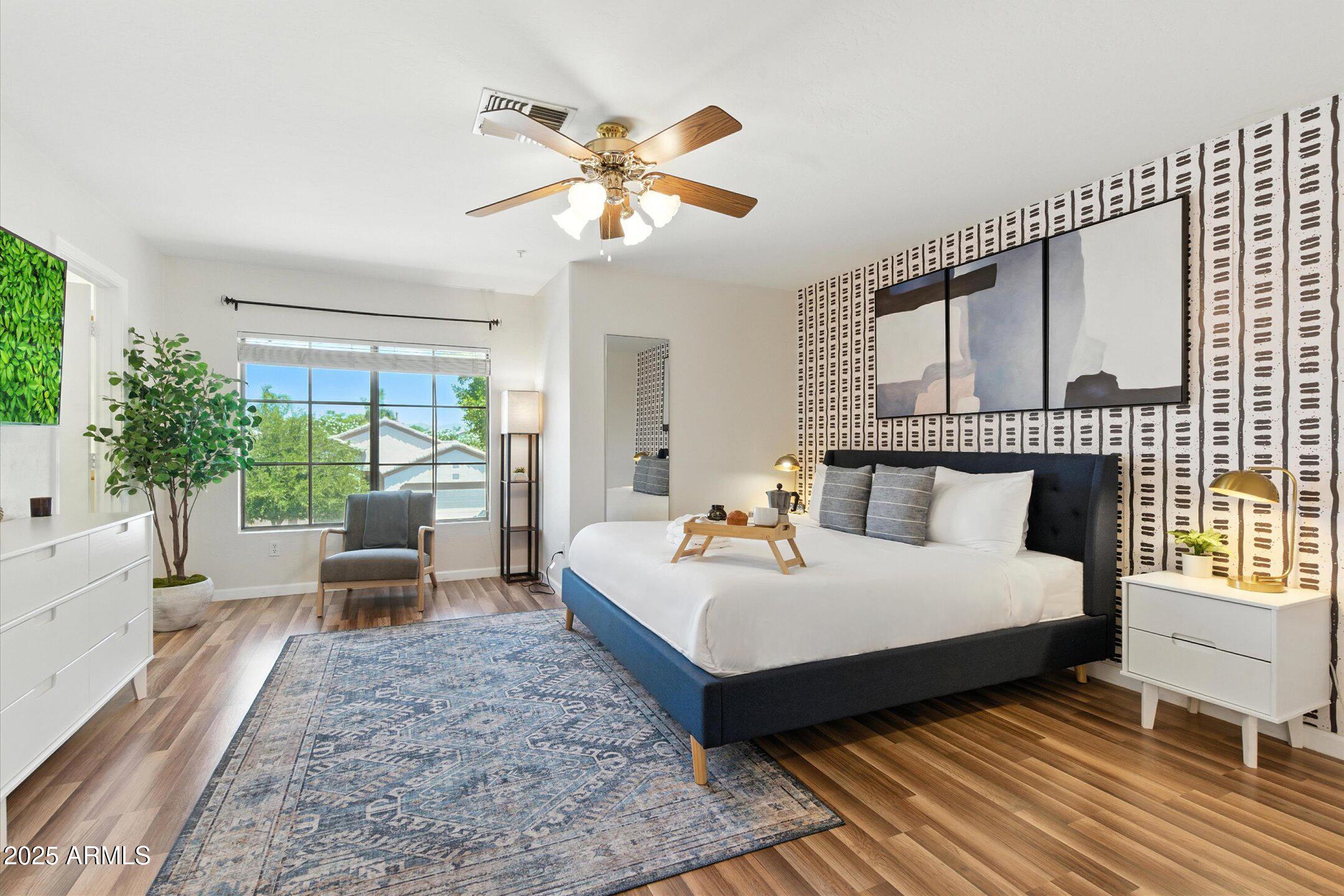 8083 E MICHELLE Drive