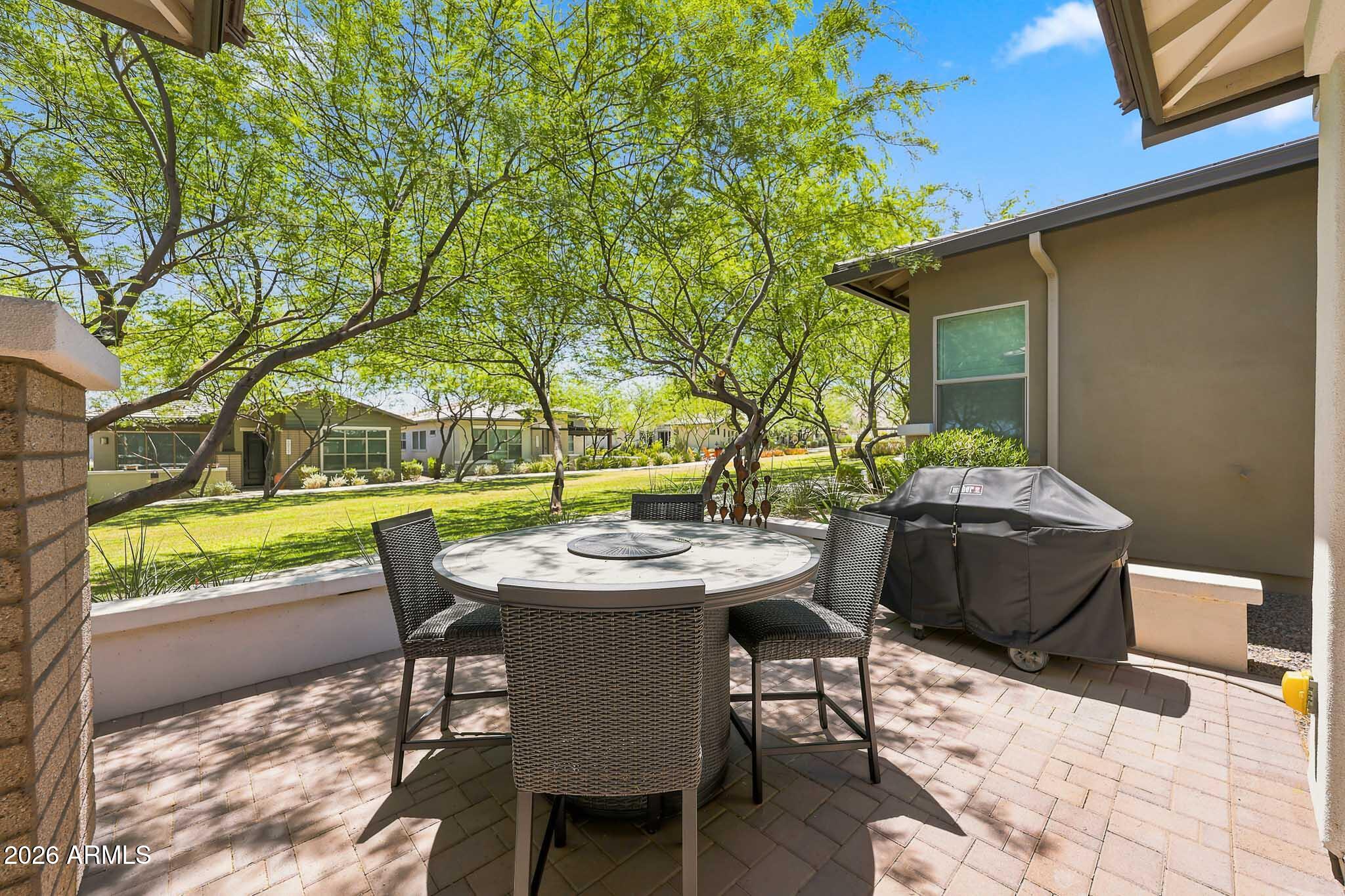 20719 W Medlock Drive