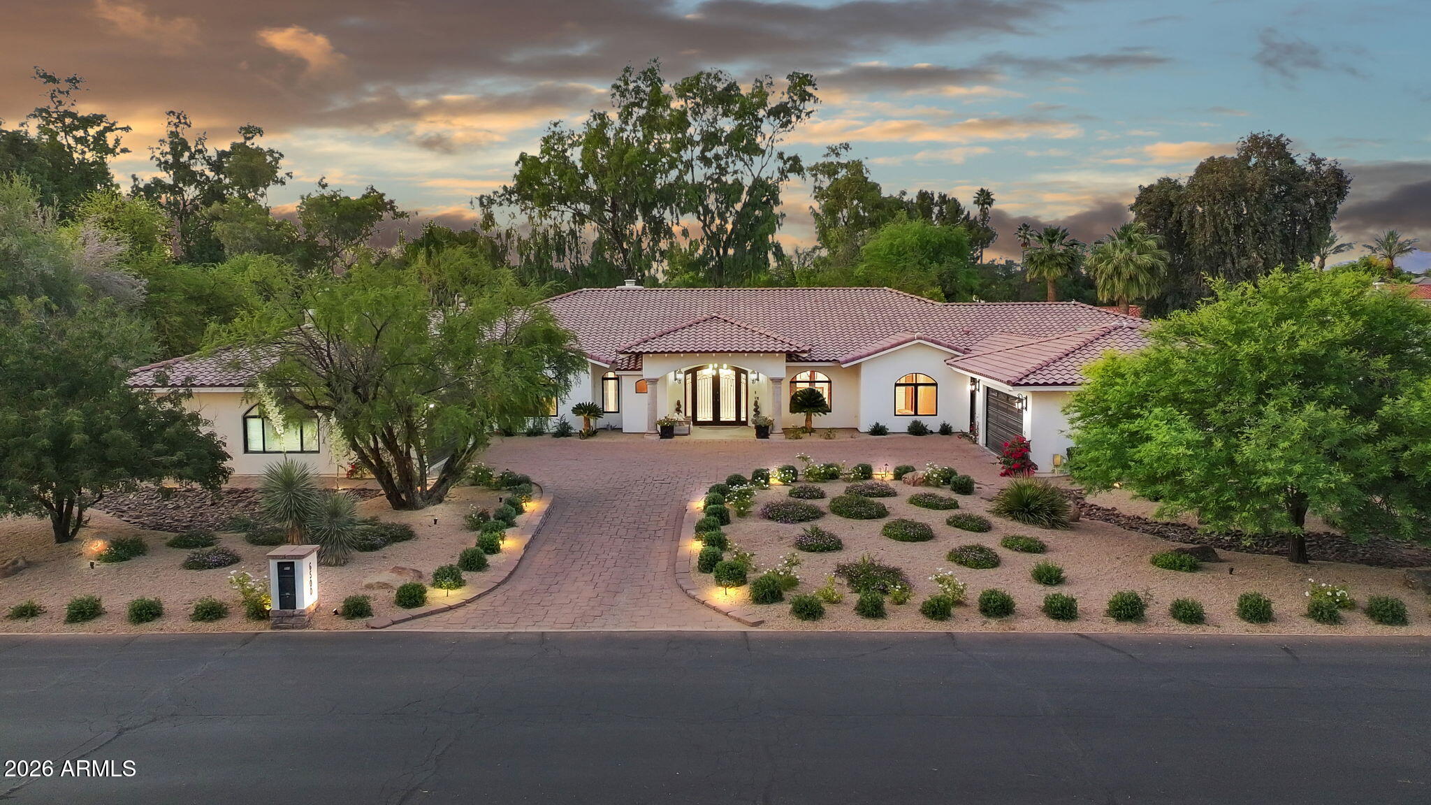 FAIRWAY ACRES LOTS 1-5 19-23 - Residential