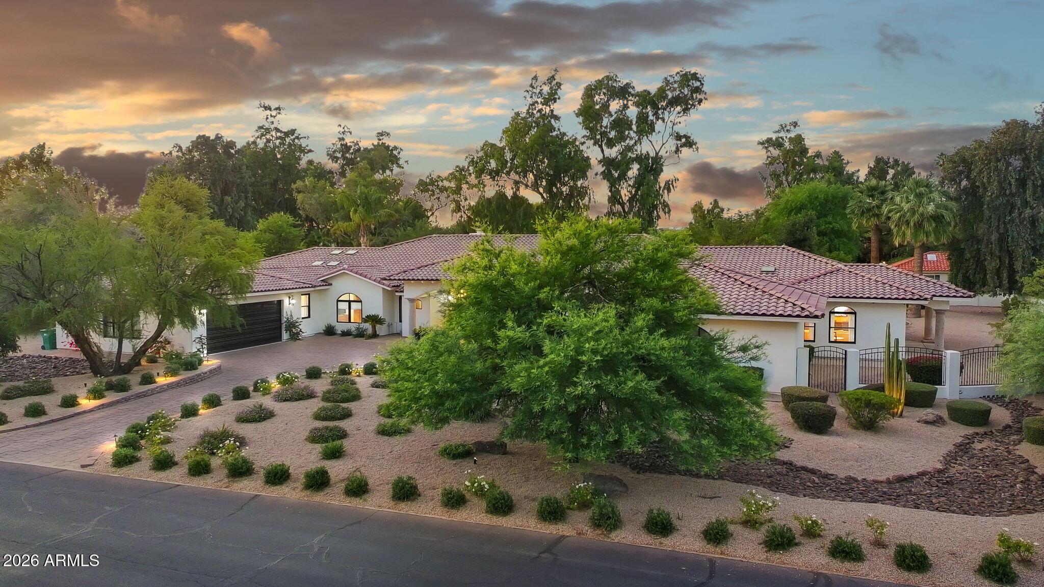 FAIRWAY ACRES LOTS 1-5 19-23 - Residential