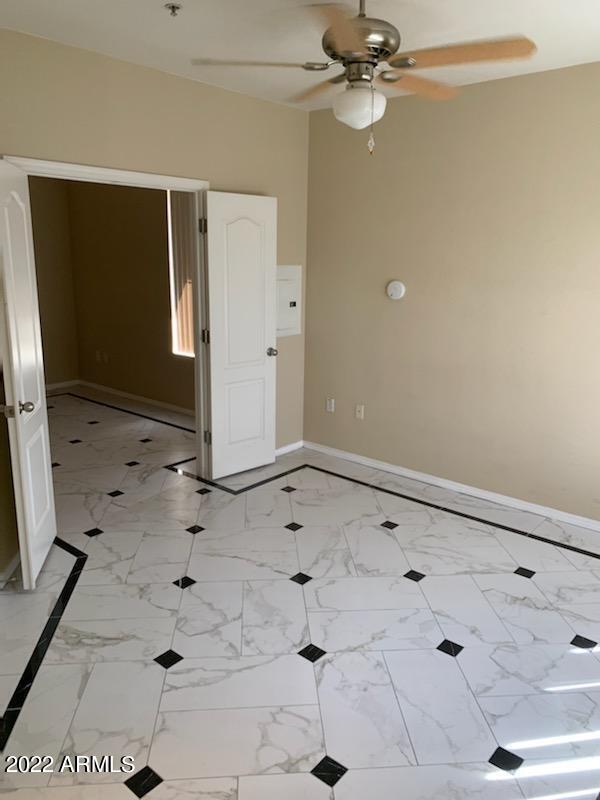 1701 E COLTER Street 489