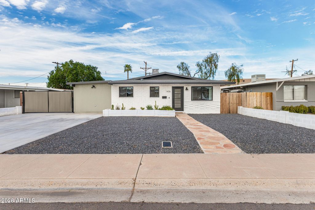 Photo of 1436 W Geneva Drive, Tempe, AZ 85282 (MLS # 6988116)