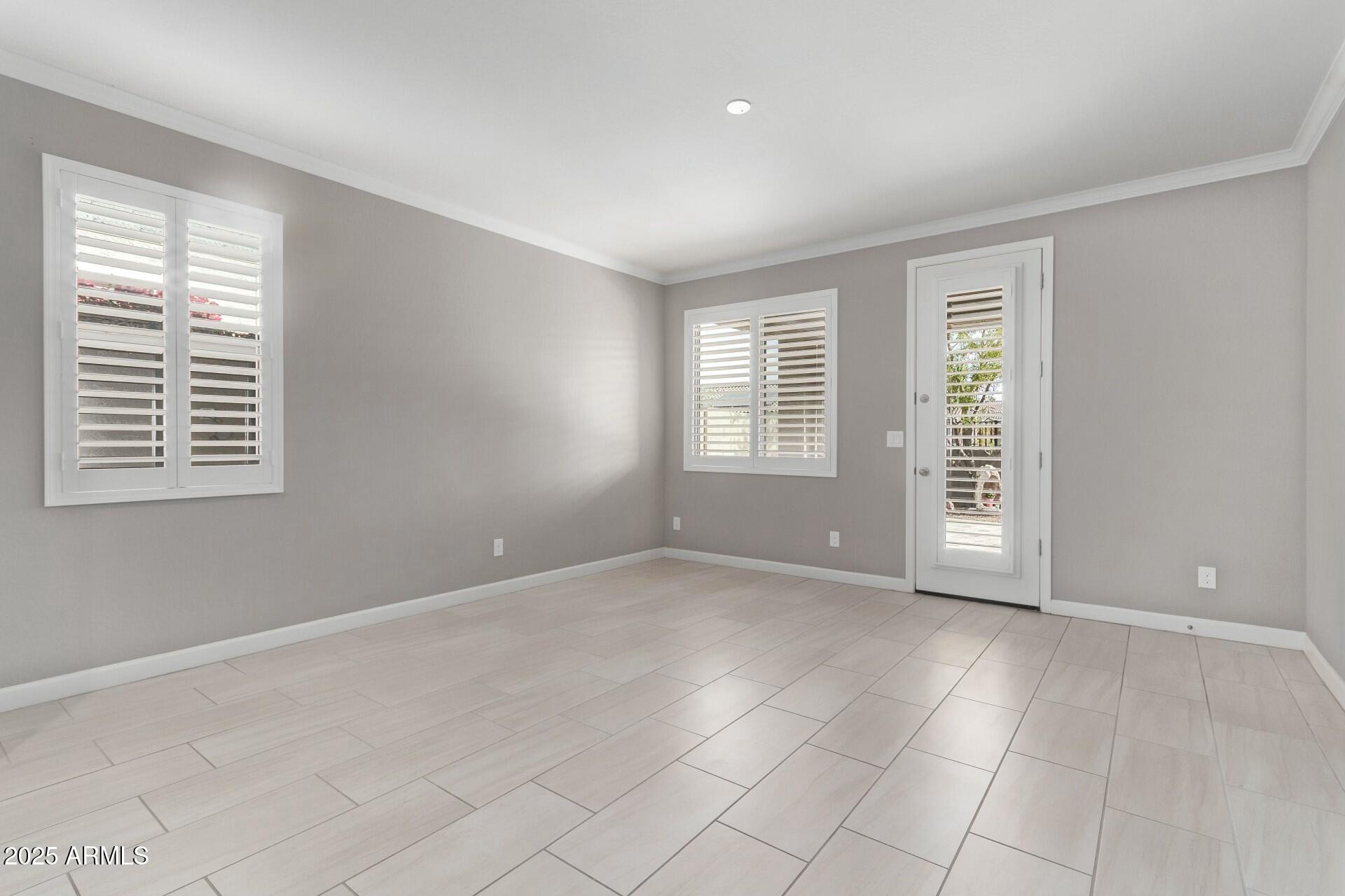 1631 N BEVERLY --