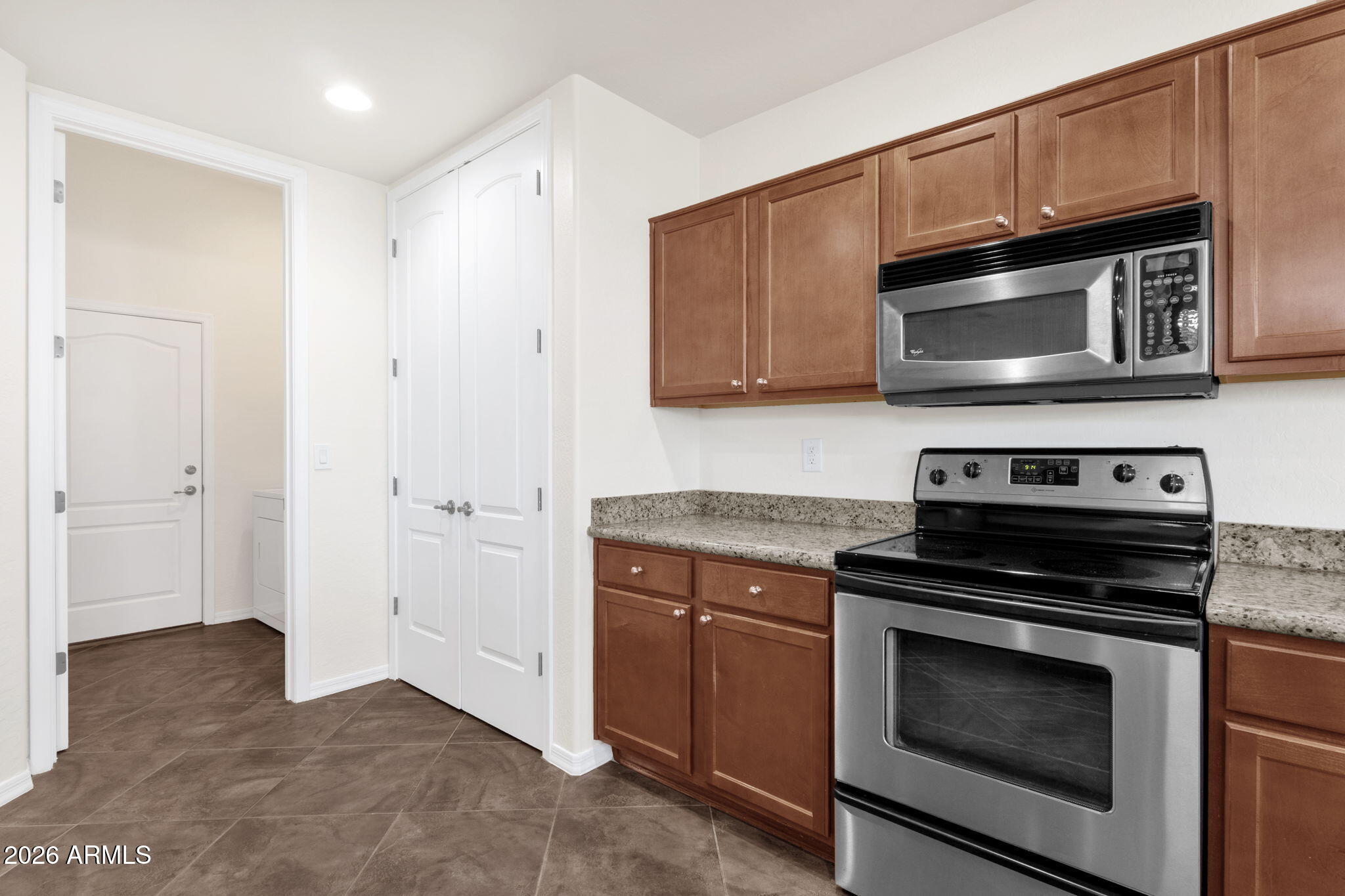 KNOLLS REVISED - Residential