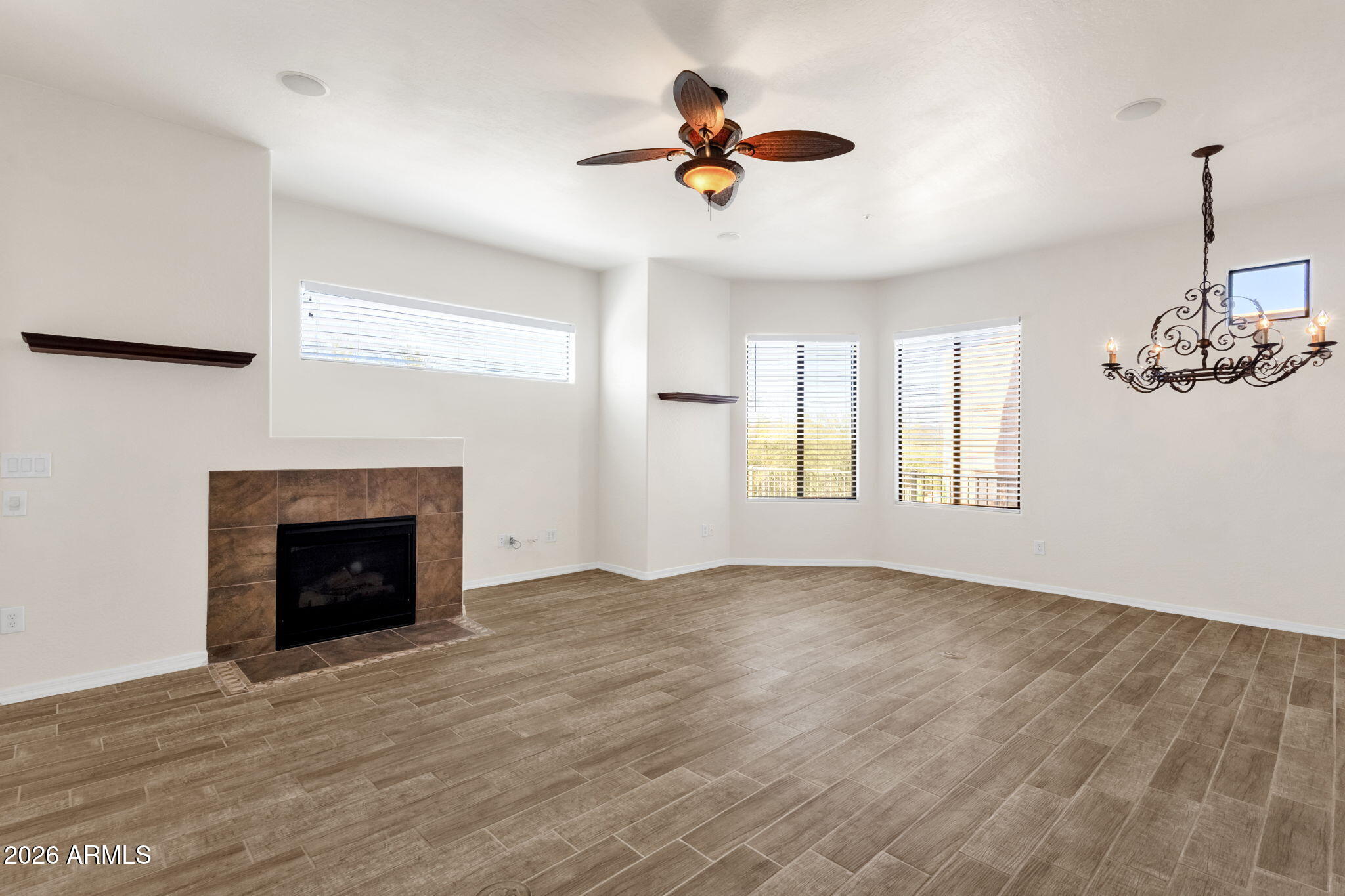 KNOLLS REVISED - Residential