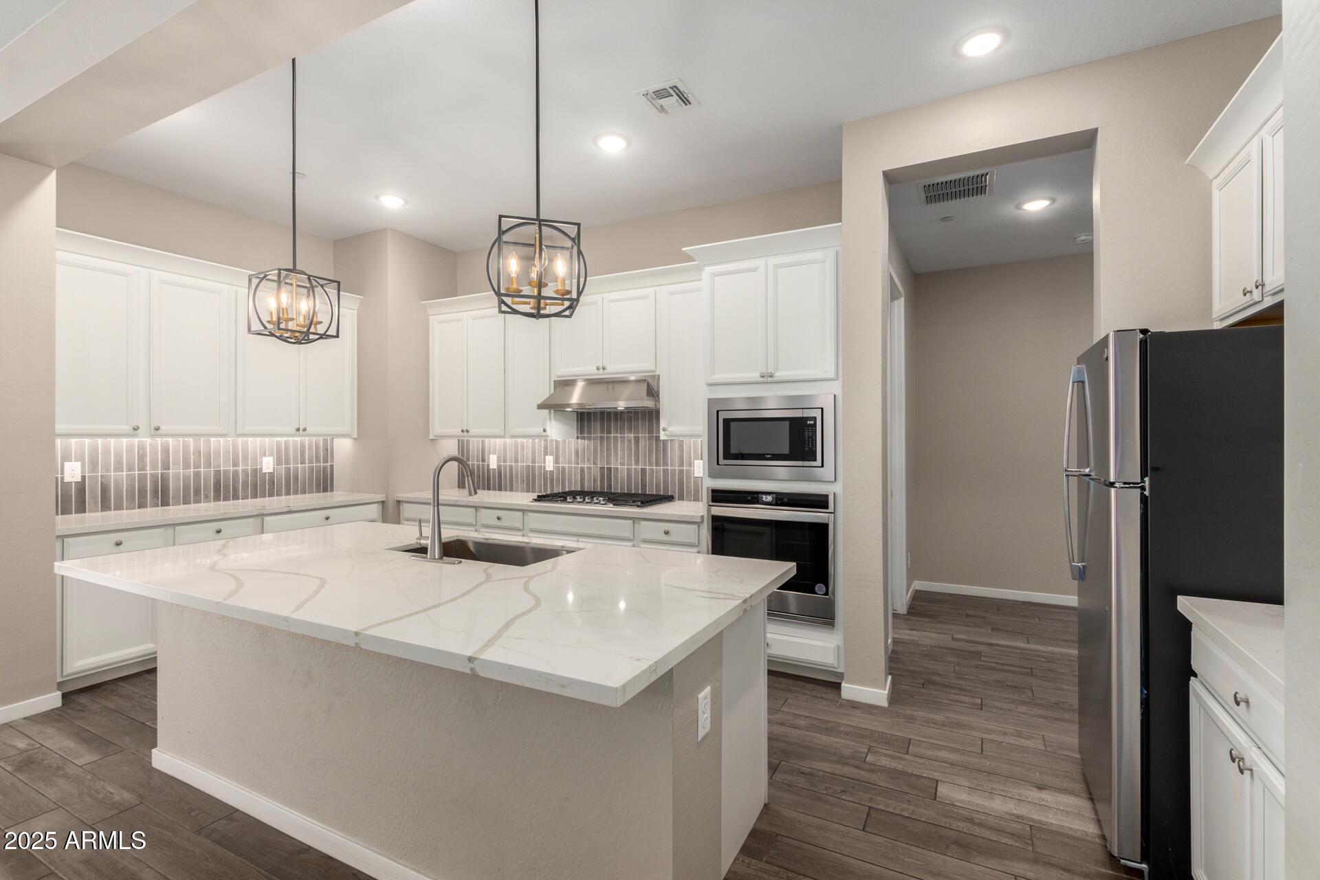 14045 W DESERT FLOWER Drive